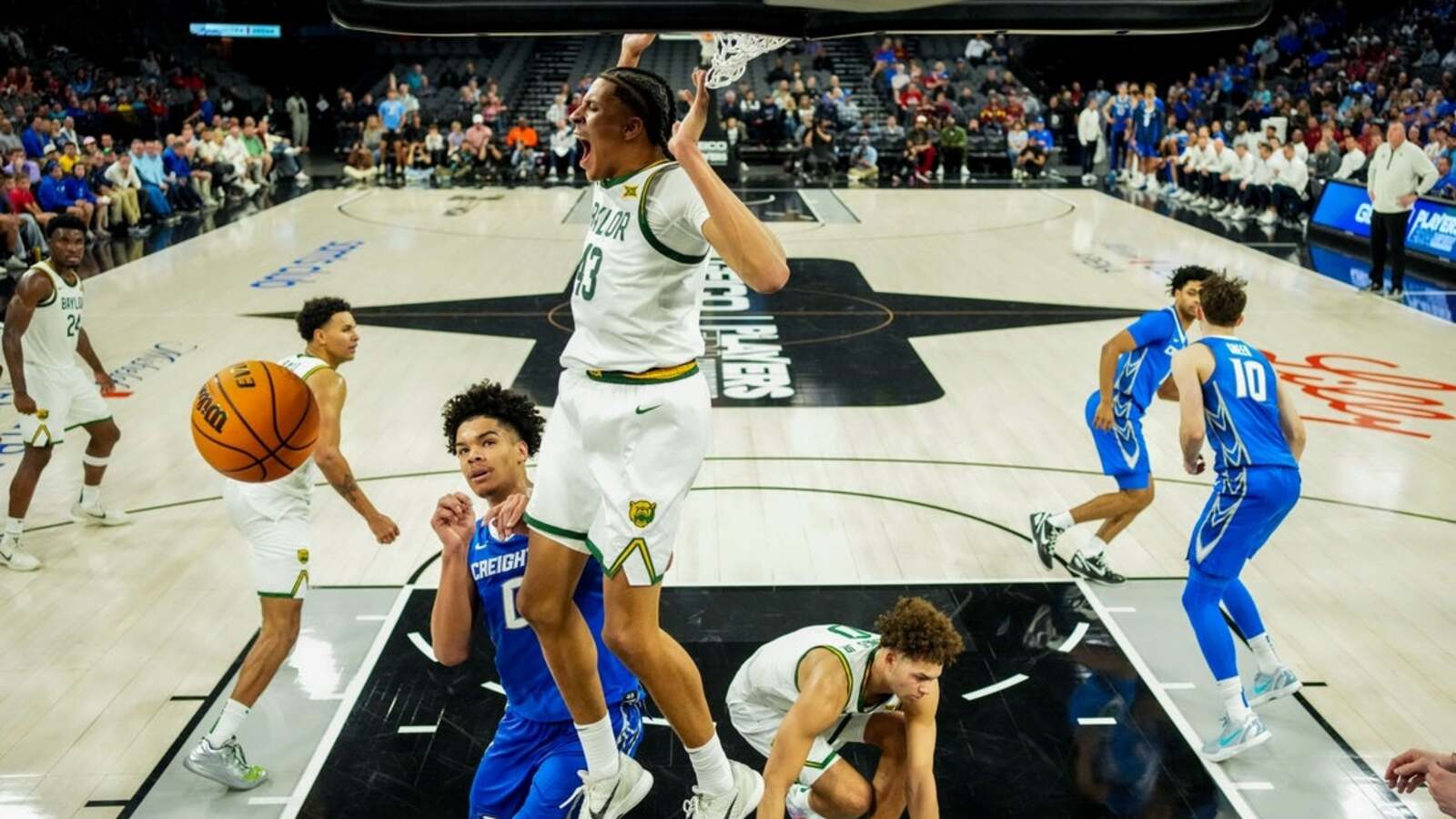 Cameron Carr, Baylor hope party continues vs. No. 14 St. John's ...
