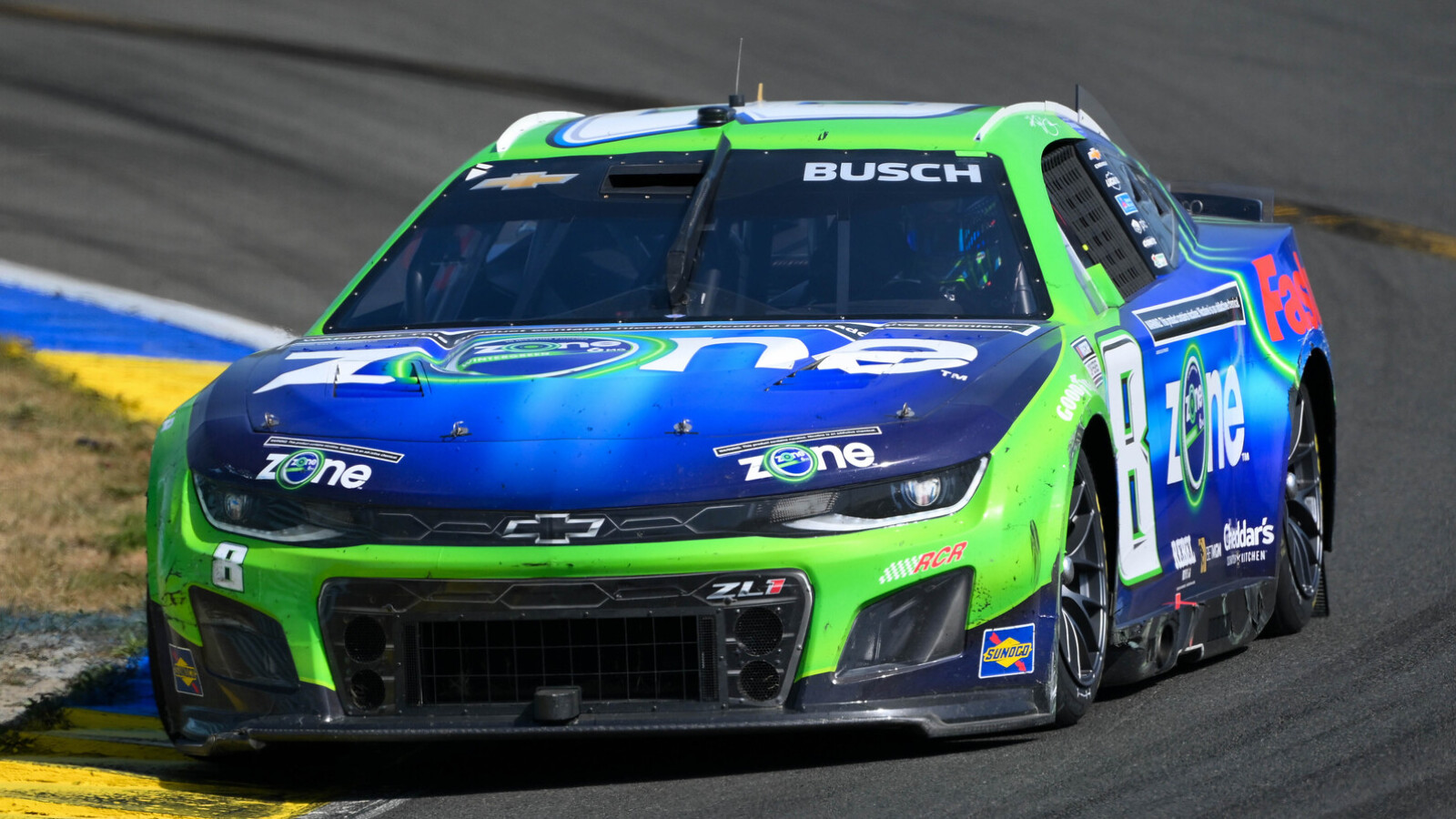 https://www.yardbarker.com/media/a/4/a438f8a63795ca6d33403e9cccd6669ee7d8bebb/thumb_16x9/nascar-cup-series-playoff-picture-looks-richmond.jpg?v=1
