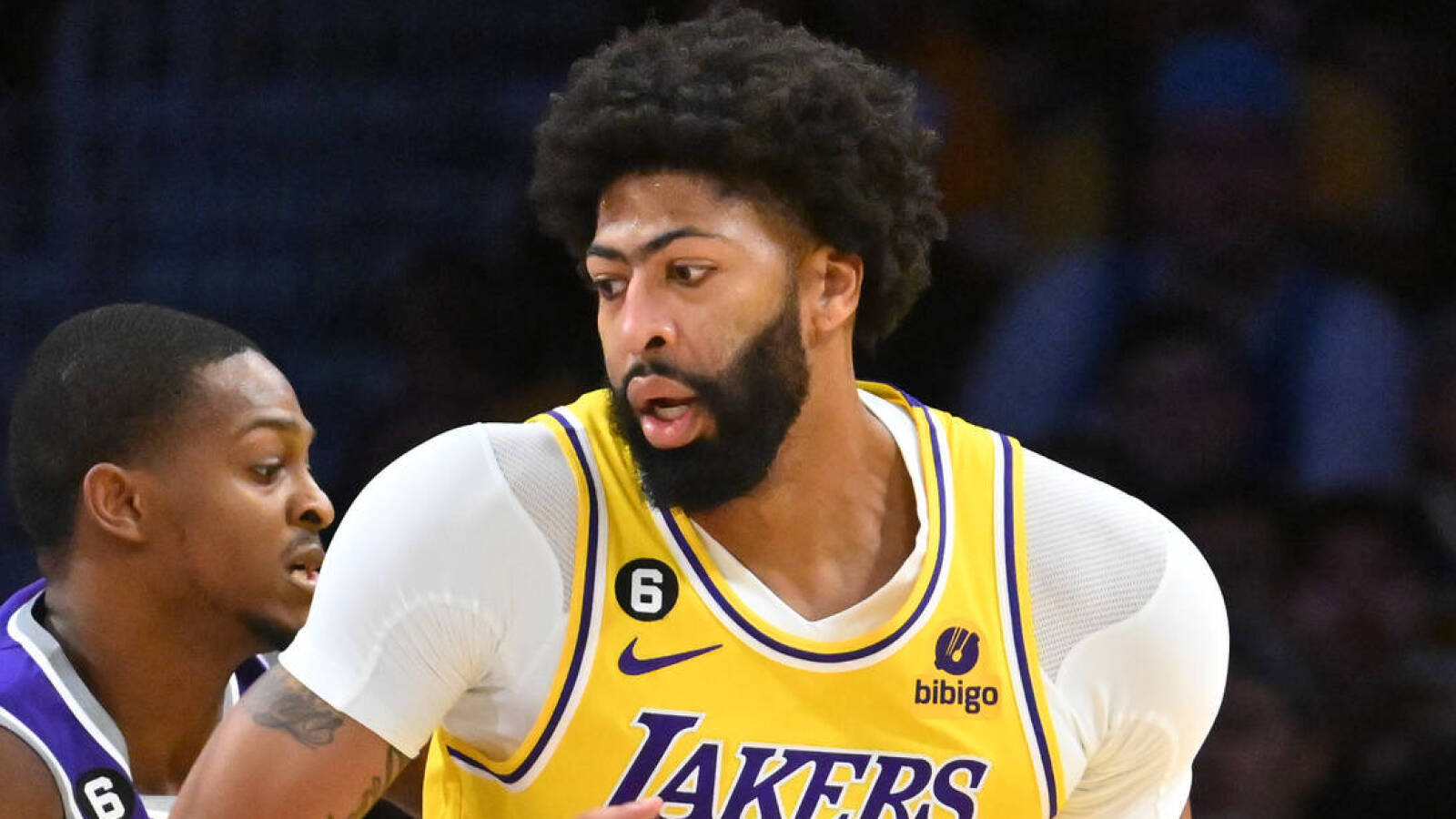 Lakers considering starting Anthony Davis at center - Vimarsana News