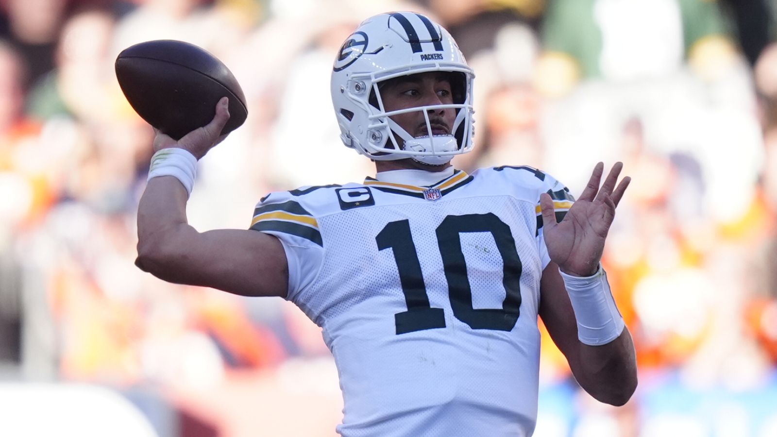 https://www.yardbarker.com/media/a/4/a4b125616d2c80277dca43ca49ec0ee3acda2f60/thumb_16x9/packers-jordan-love-addresses-josh-jacobs.jpg?v=1