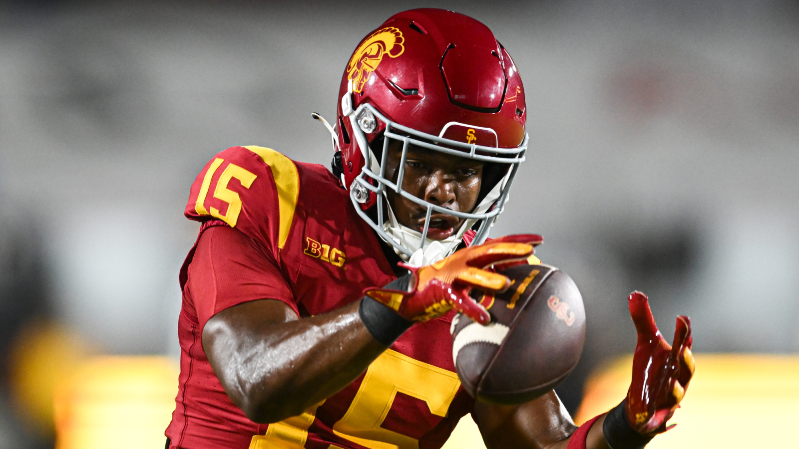 USC WR made one of the craziest catches of the season | Yardbarker
