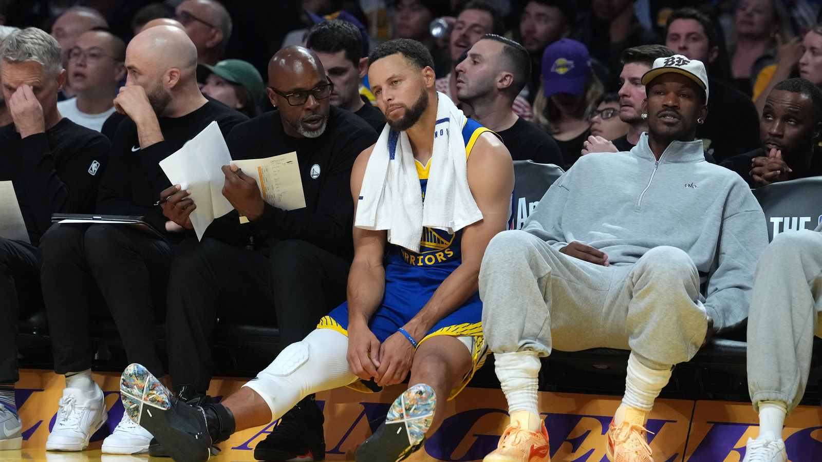 NBA Season Opens with Mixed Results for Teams