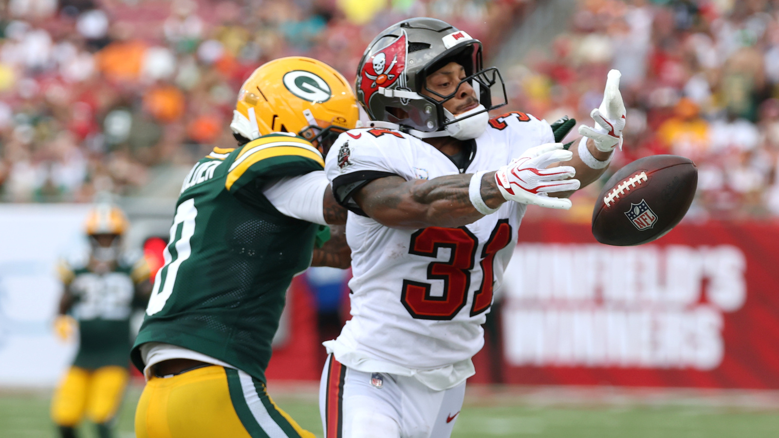 Buccaneers S Antoine Winfield To Miss Time