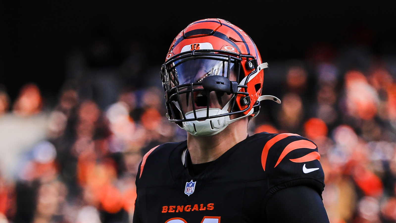https://www.yardbarker.com/media/a/5/a5b8eaf0cc97f2d76011d51dcda4f85124f34d3c/thumb_16x9/time-bengals-meet-disgruntled-star-halfway.jpg?v=1