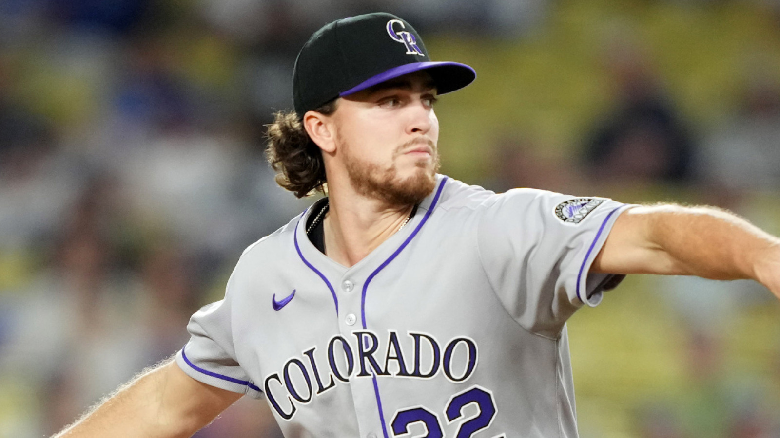 https://www.yardbarker.com/media/a/5/a5d3e3760f0f3cfce270c31e2fa0d1fcccd44cbf/thumb_16x9/rockies-ace-leaves-start-early-due-apparent-injury.jpg?v=1