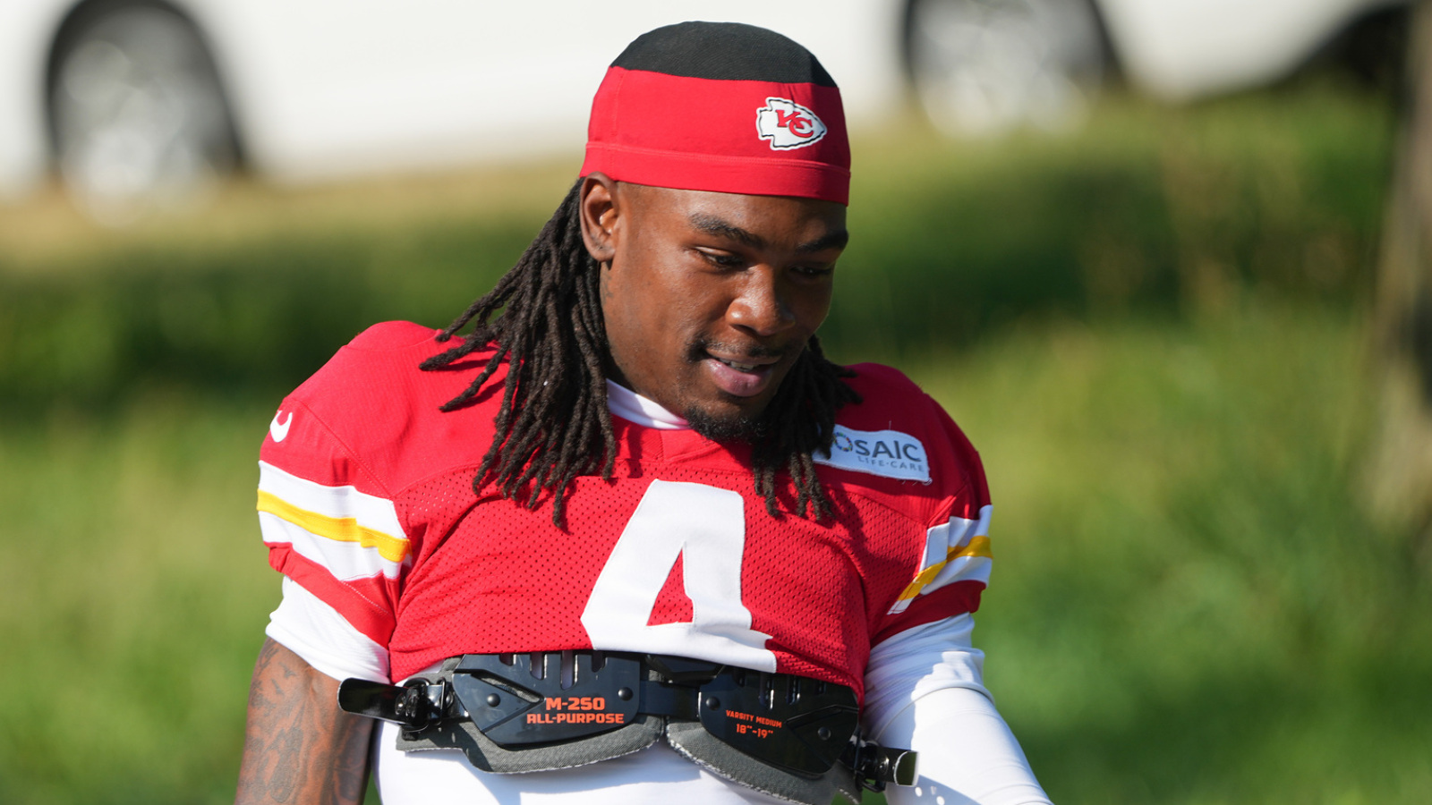 https://www.yardbarker.com/media/a/6/a61a950ff4ddb57906982285e7adec3adb3131b6/thumb_16x9/chiefs-major-rashee-rice-update-training-camp.jpg?v=1