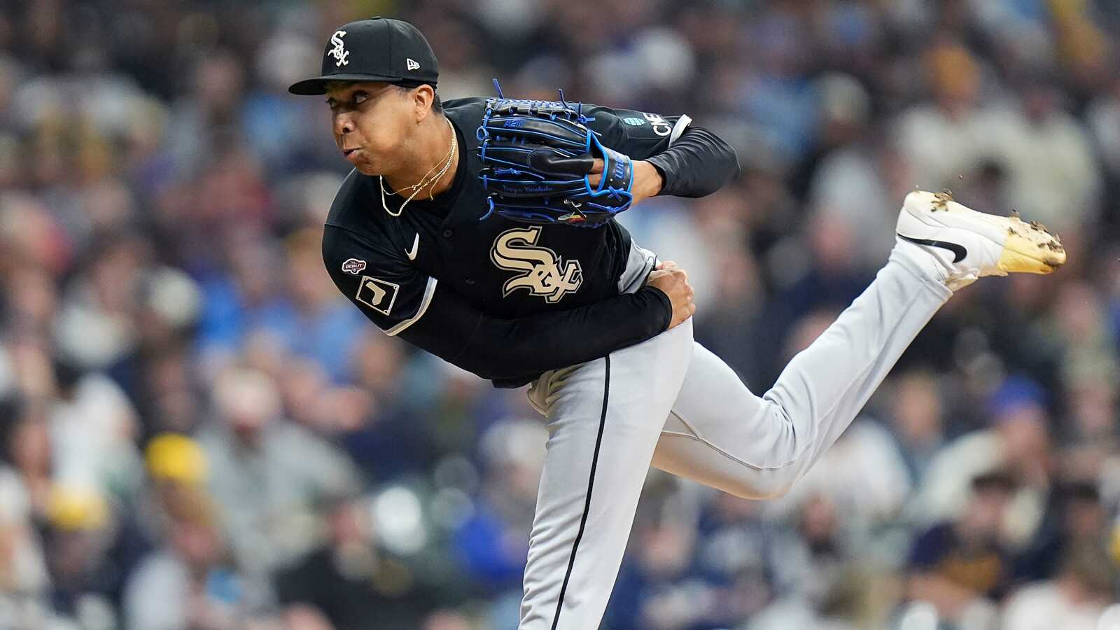 Red Sox promote pitching prospect Jedixson Paez to Triple-A Worcester