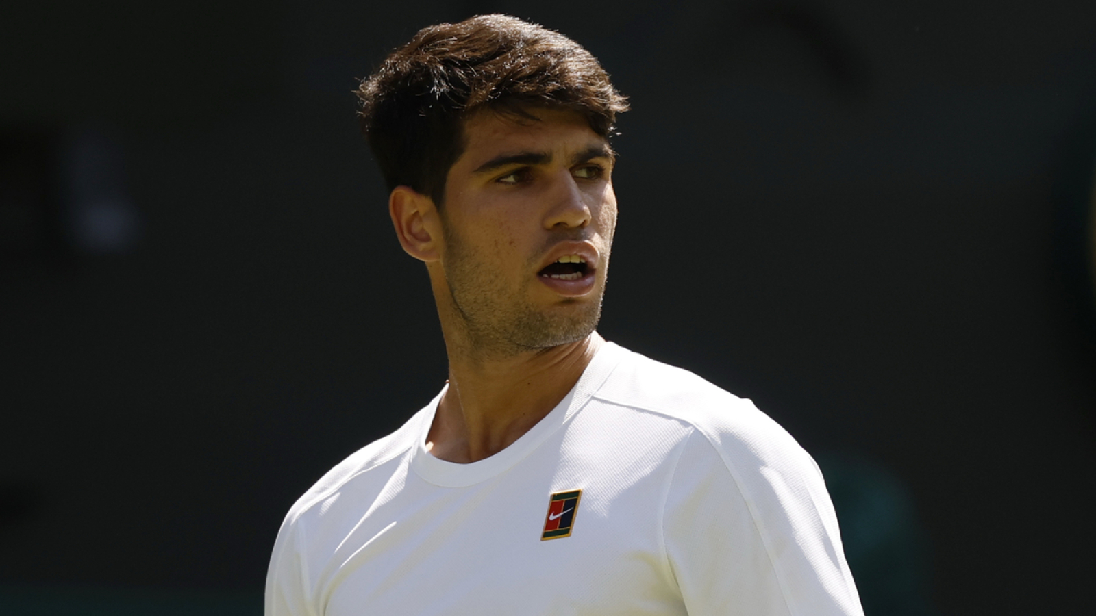 https://www.yardbarker.com/media/a/6/a67c340e03702fbdc46e3d578da259cee366b63f/thumb_16x9/should-carlos-alcarazs-first-round-scare.jpg?v=1