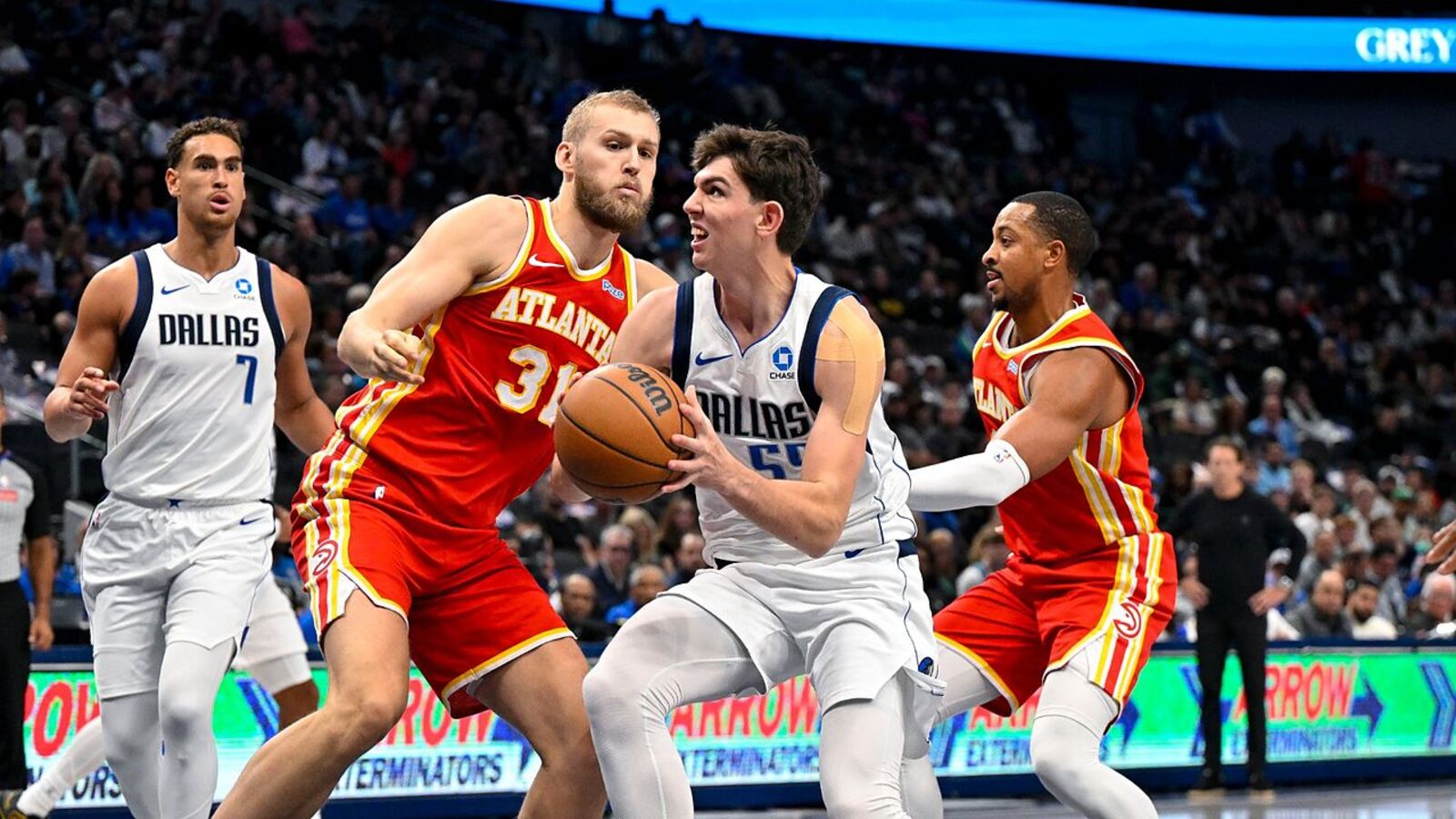 Dusty May Says Sergio de Larrea Looks Like Mavericks Rotation Player