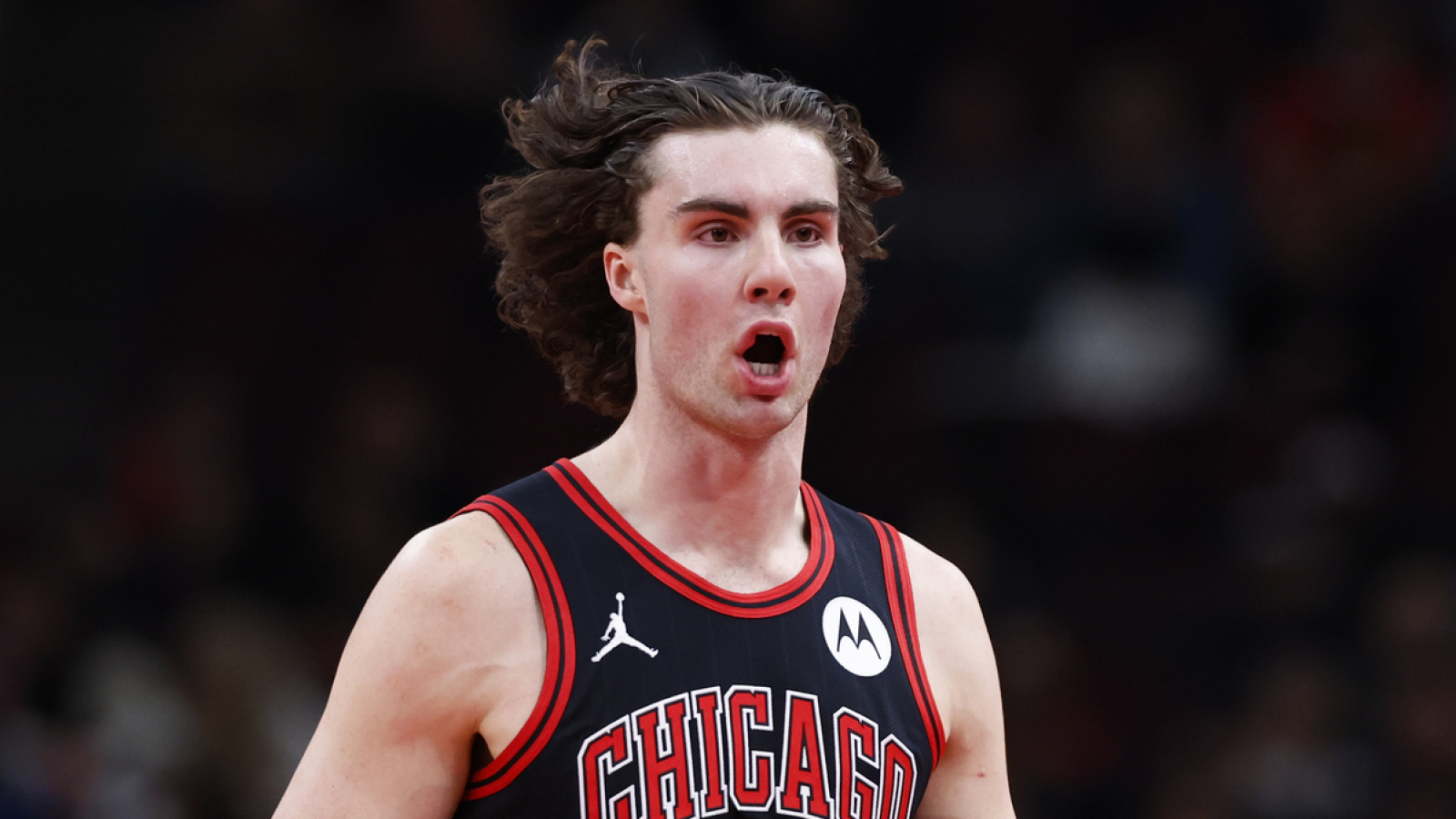 https://www.yardbarker.com/media/a/6/a6ef2f873f25a10fa0015eaefa5fd57bb26994bb/thumb_16x9/bulls-score-massive-win-josh-giddey-extension.jpg?v=2