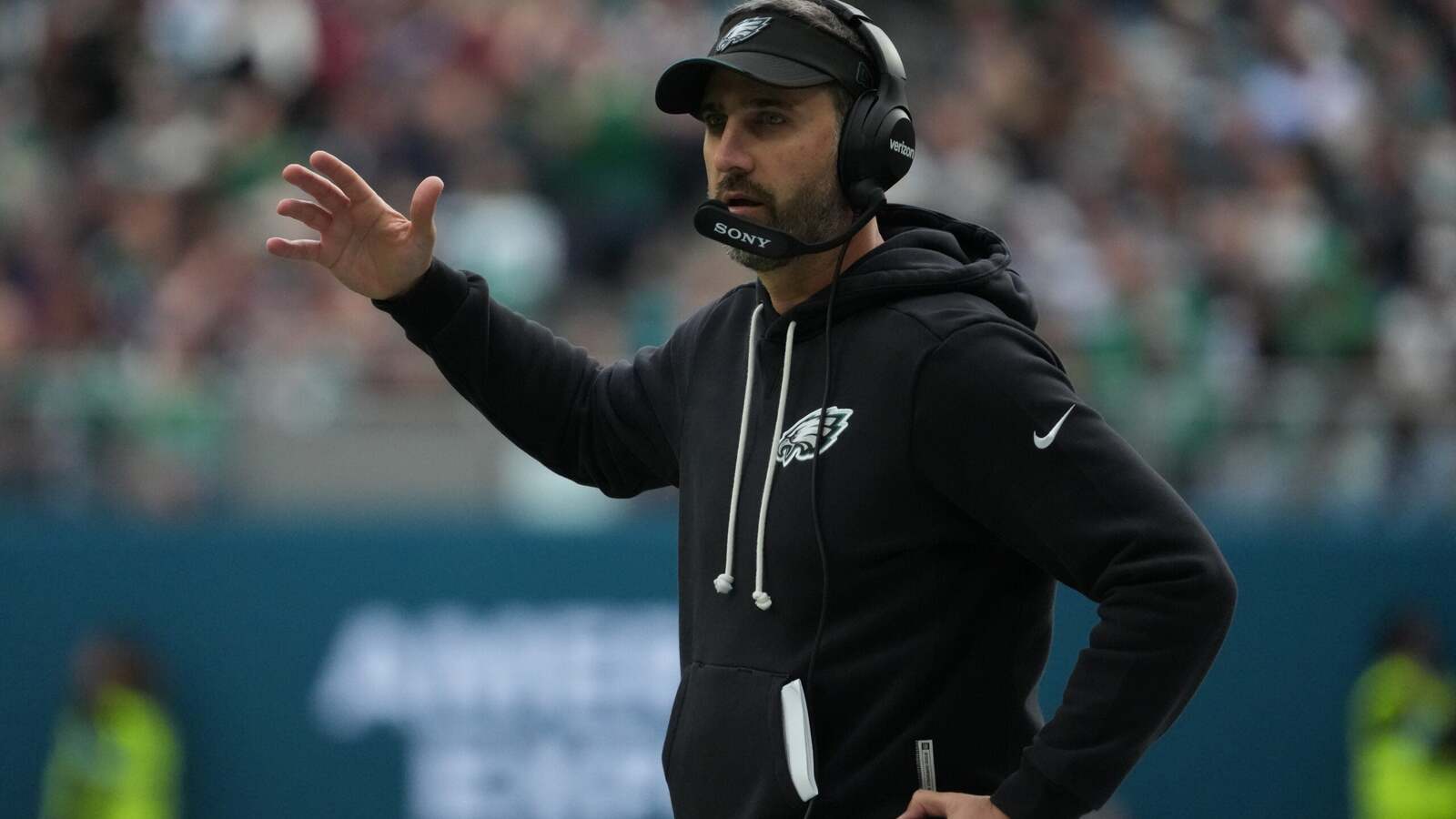 Eagles QB Jalen Hurts’ response to Nick Sirianni’s game-losing decision in London speaks volumes about the vibes in Philadelphia
