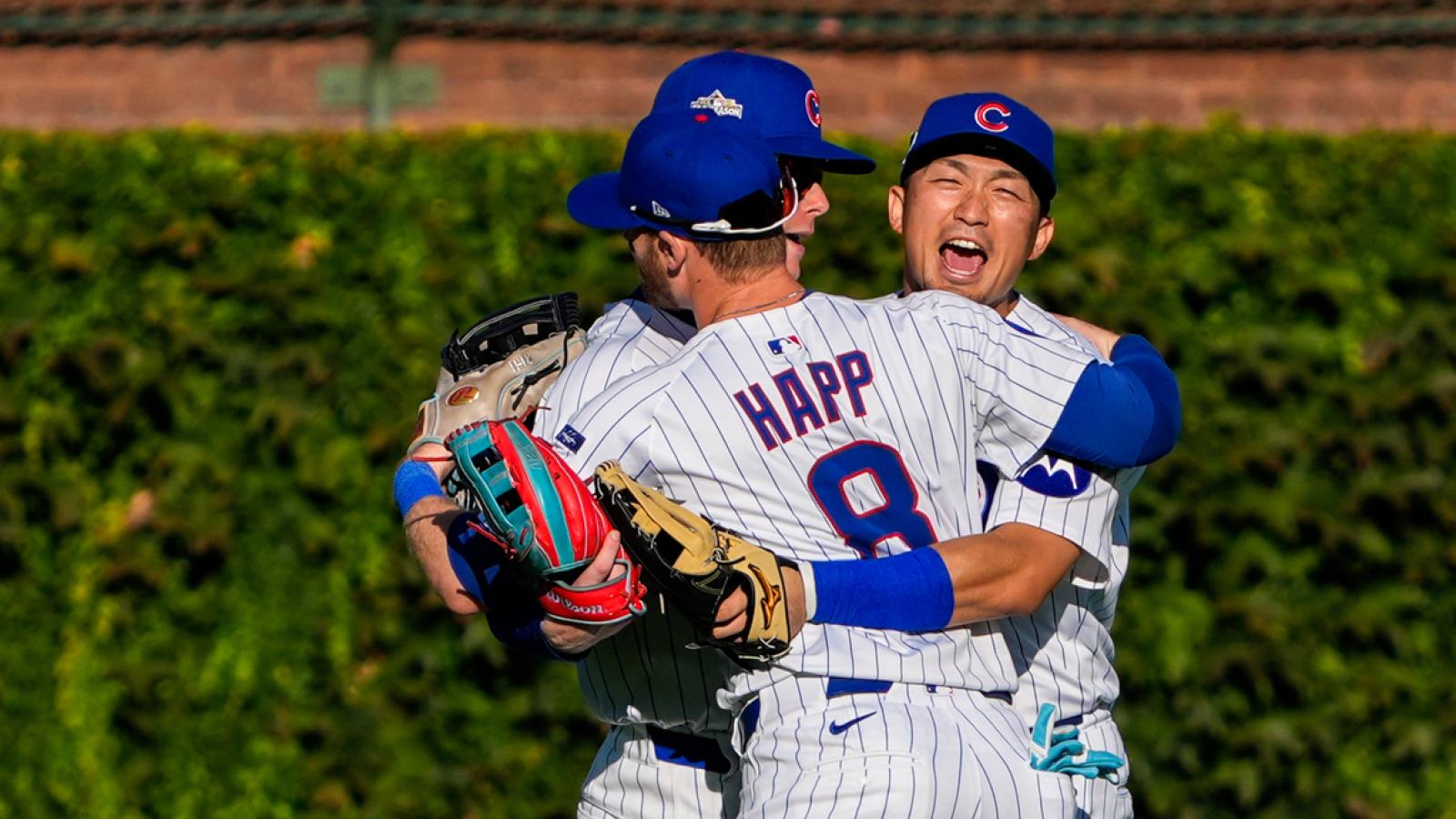 https://www.yardbarker.com/media/a/7/a7693ab63b62f189e5d083ed79dfbf3e5216c16c/thumb_16x9/cubs-bullpen-dazzles-first-postseason-win-since.jpg?v=1