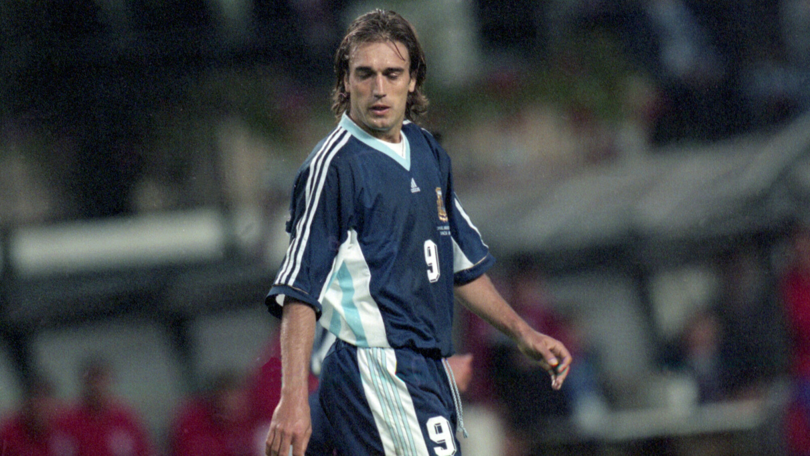 Gabriel Batistuta: Argentina's Number 9 | Yardbarker
