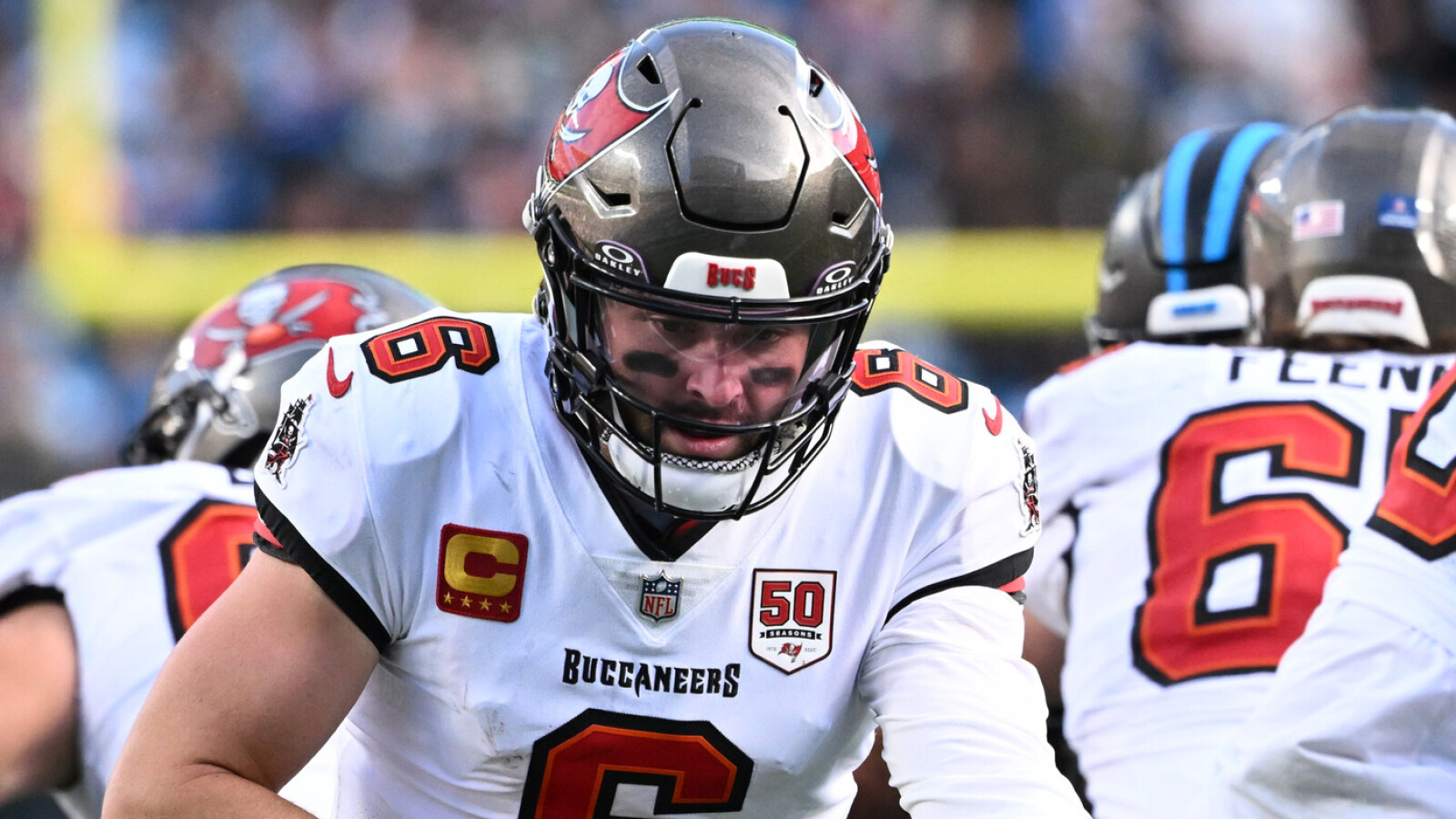 https://www.yardbarker.com/media/a/7/a7ca5c12528455c3488620137e6a72f8ca25d19a/thumb_16x9/mayfield-offers-update-on-contract-talks-bucs.jpg?v=1