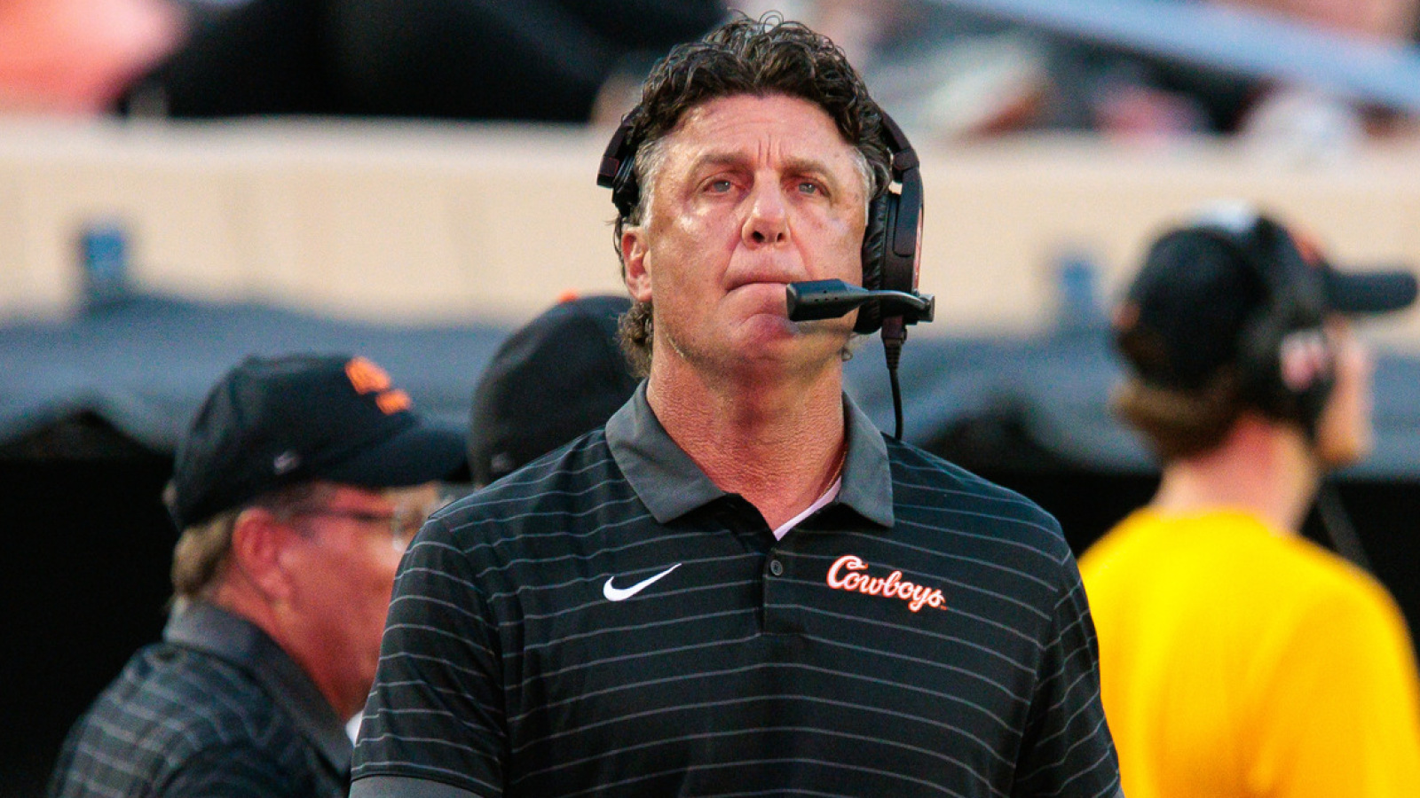 https://www.yardbarker.com/media/a/7/a7ce74d3d6db8d8dfcabd11ef52d1ad1d6b100b4/thumb_16x9/five-takeaways-cfb-week-4-coaching-hot-seats.jpg?v=1