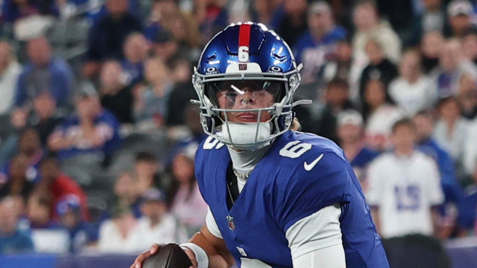 https://www.yardbarker.com/media/a/7/a7d25aa7653ea0e9066928661dcace1512ef2471/thumb_16x9/giants-rookie-shines-again-completing-promising.jpg?v=1