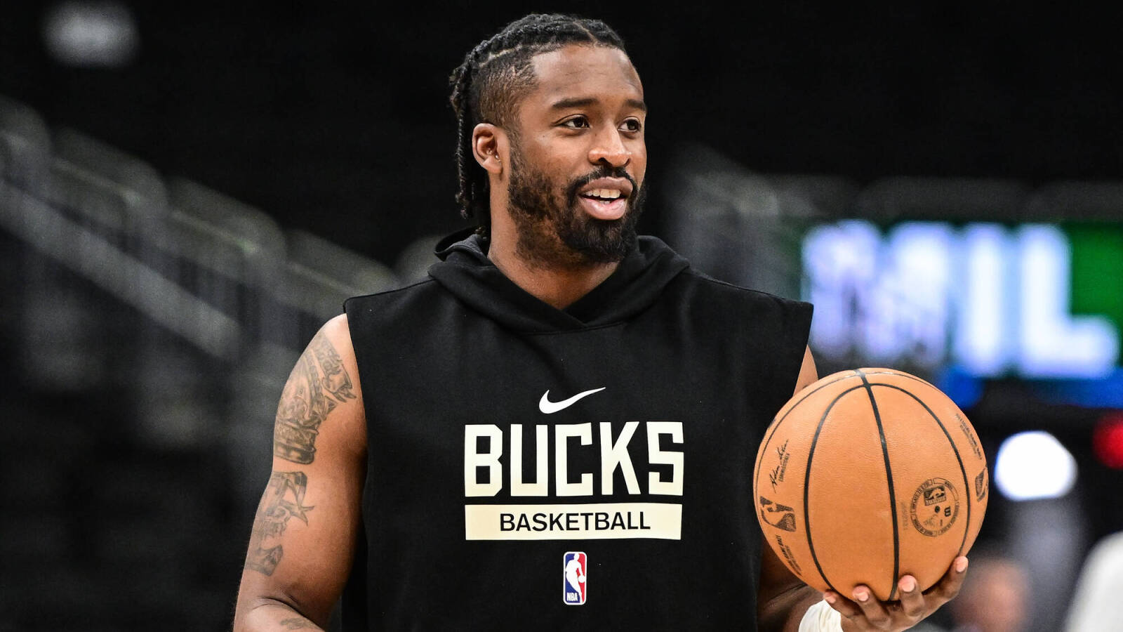 Bucks limiting Matthews' playing time to keep him in top shape for postseason - Vimarsana News