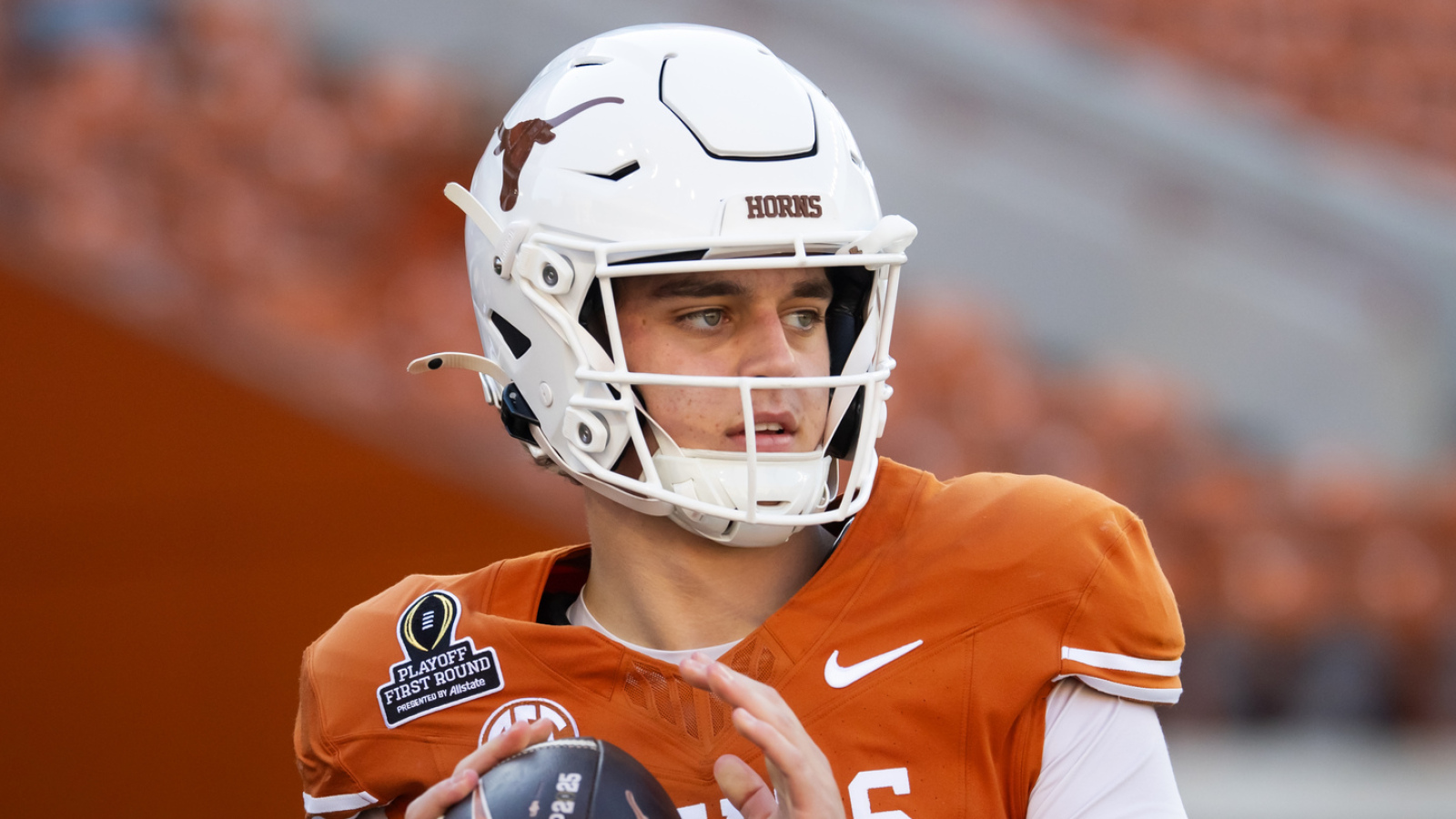 https://www.yardbarker.com/media/a/7/a7ed34f05bb95b8a213f854ab02ab264b41b60eb/thumb_16x9/former-texas-m-star-weighs-on-arch-manning-hype.jpg?v=1