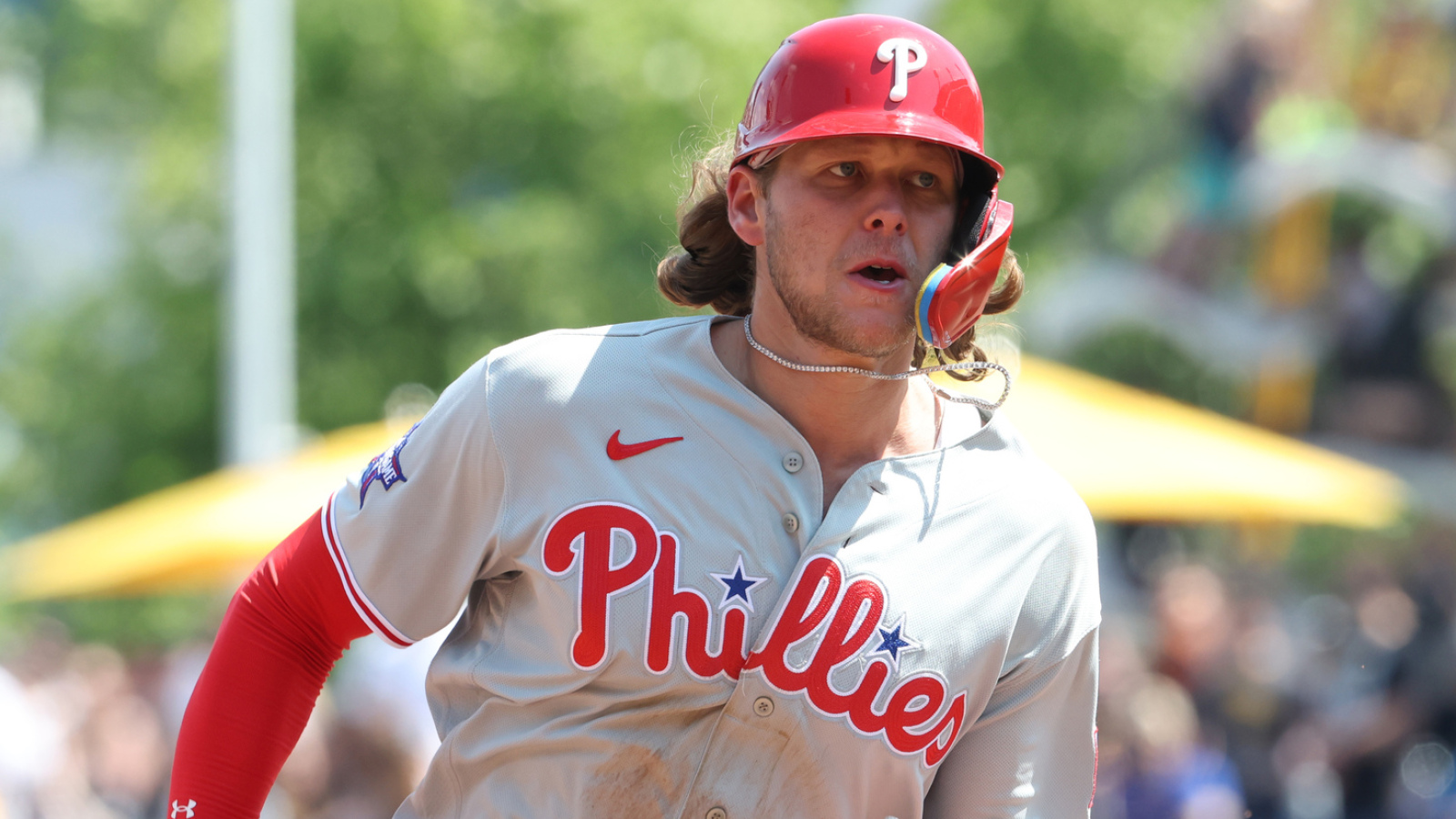 https://www.yardbarker.com/media/a/8/a82a74355b16d4415833bf5fa53970bf26250739/thumb_16x9/phillies-alec-bohm-heating-difficult-april.jpg?v=1