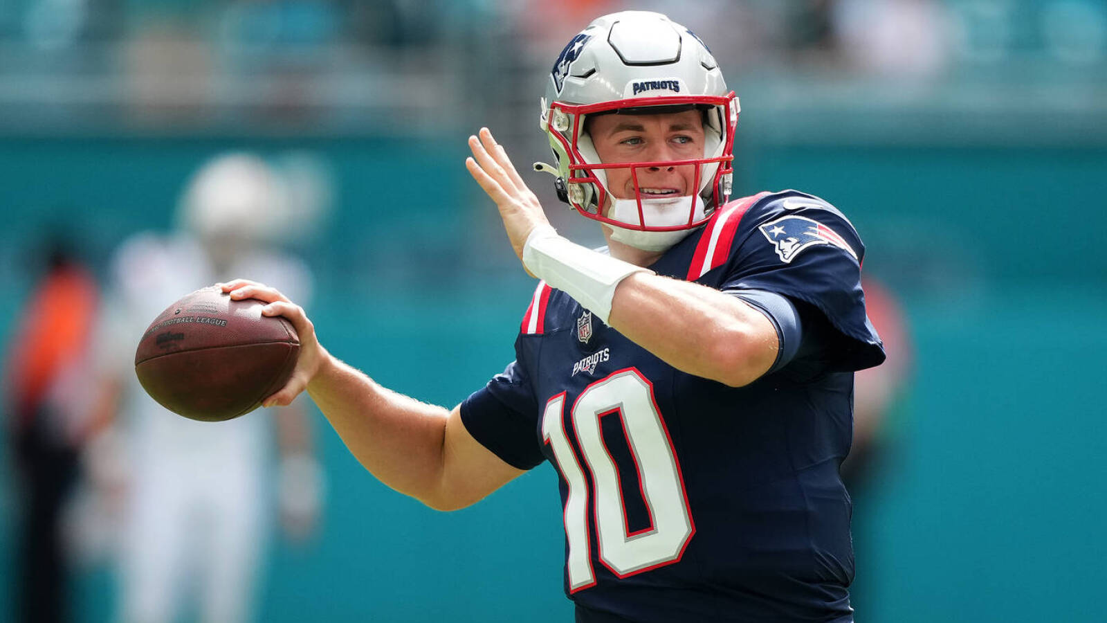 Report One Mac Jones issue leaving Patriots coaches ‘infuriated