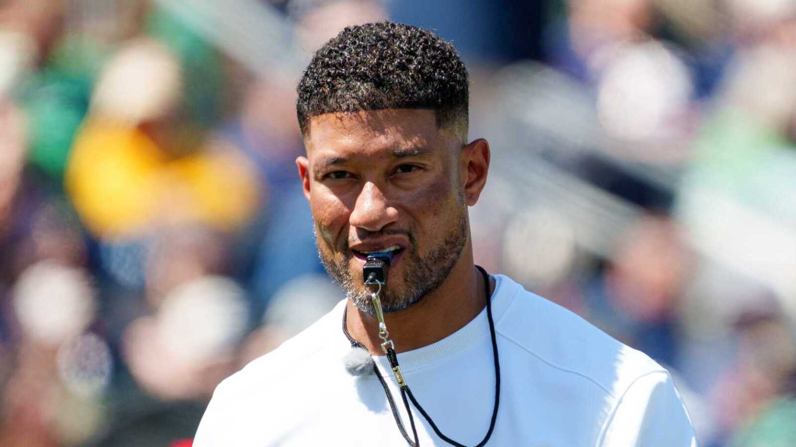 https://www.yardbarker.com/media/a/8/a891ed5e20c262d12bc5a1b04e405563739afe2c/thumb_16x9/notre-dame-lands-wr-jackson-coleman.jpg?v=1