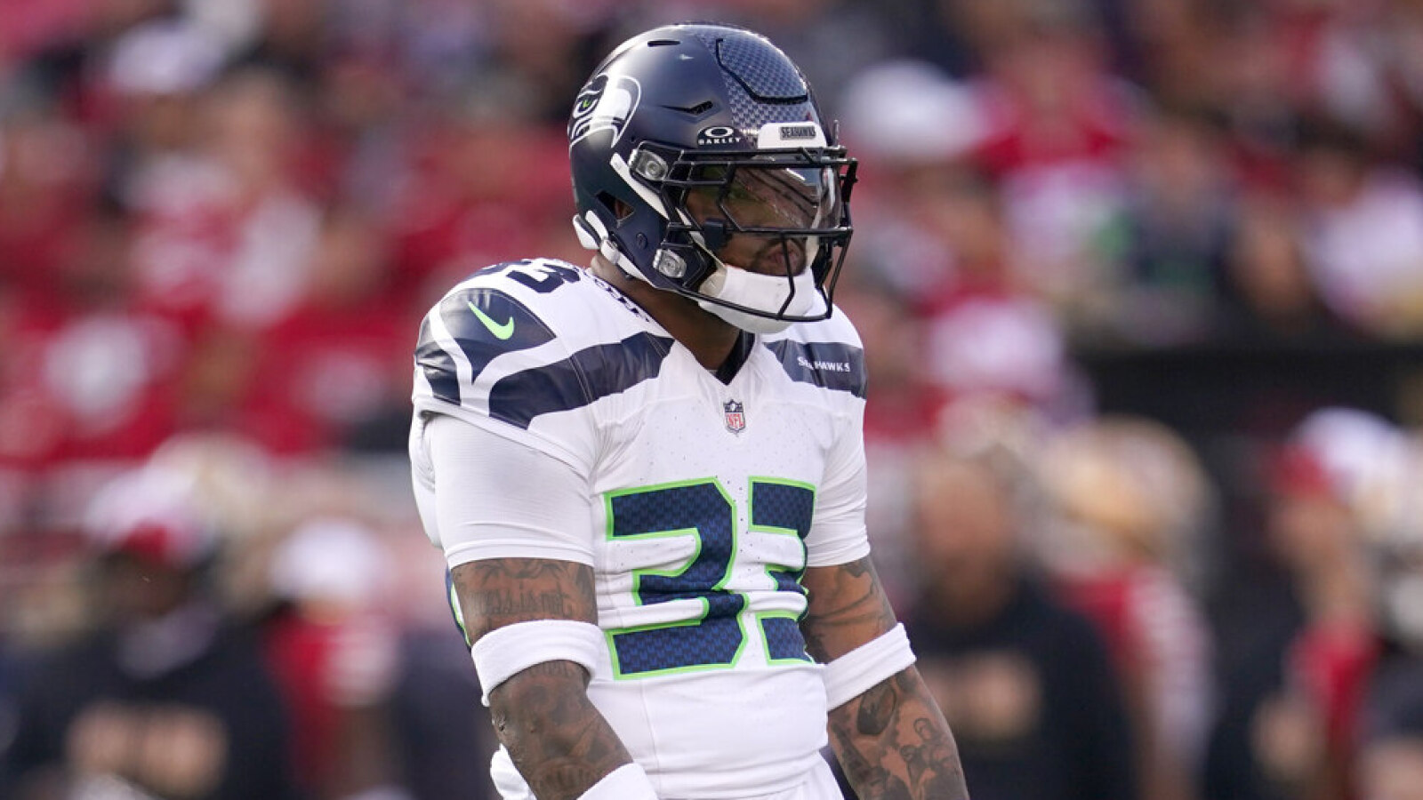 Titans add three-time Pro Bowl safety to revamped secondary