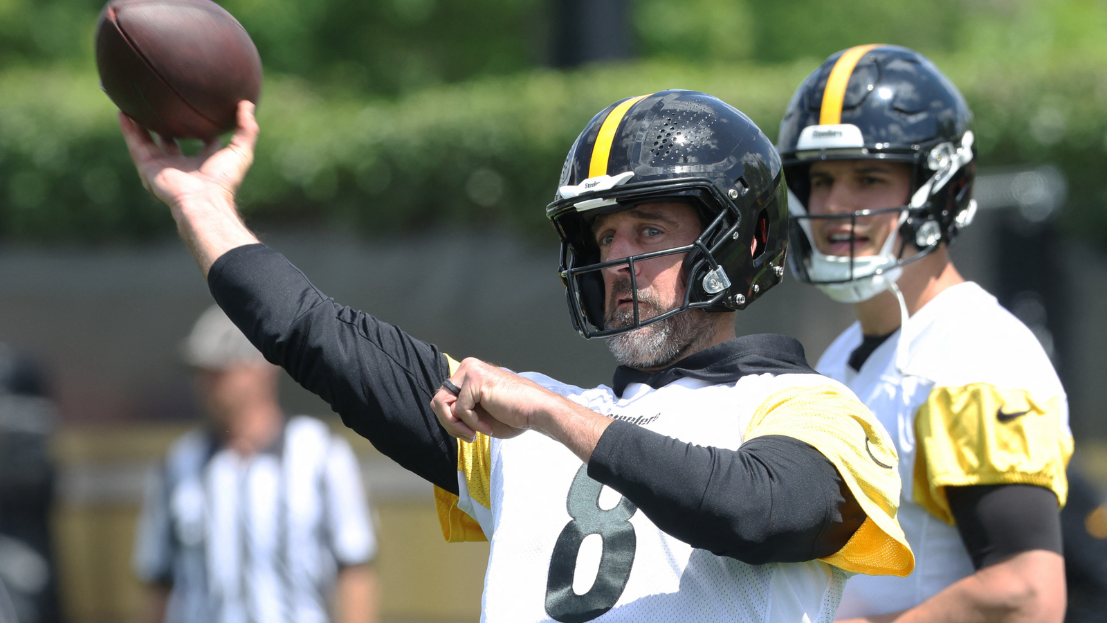 Steelers' Aaron Rodgers Has Hidden Gift That No Box Score Shows