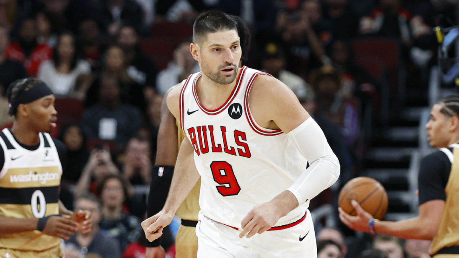 https://www.yardbarker.com/media/a/9/a92be3ac11e44244e5a9720a7b7379044d1ce902/thumb_16x9/bulls-nikola-vucevic-mood-celebrate-ugly-win-vs.jpg?v=1