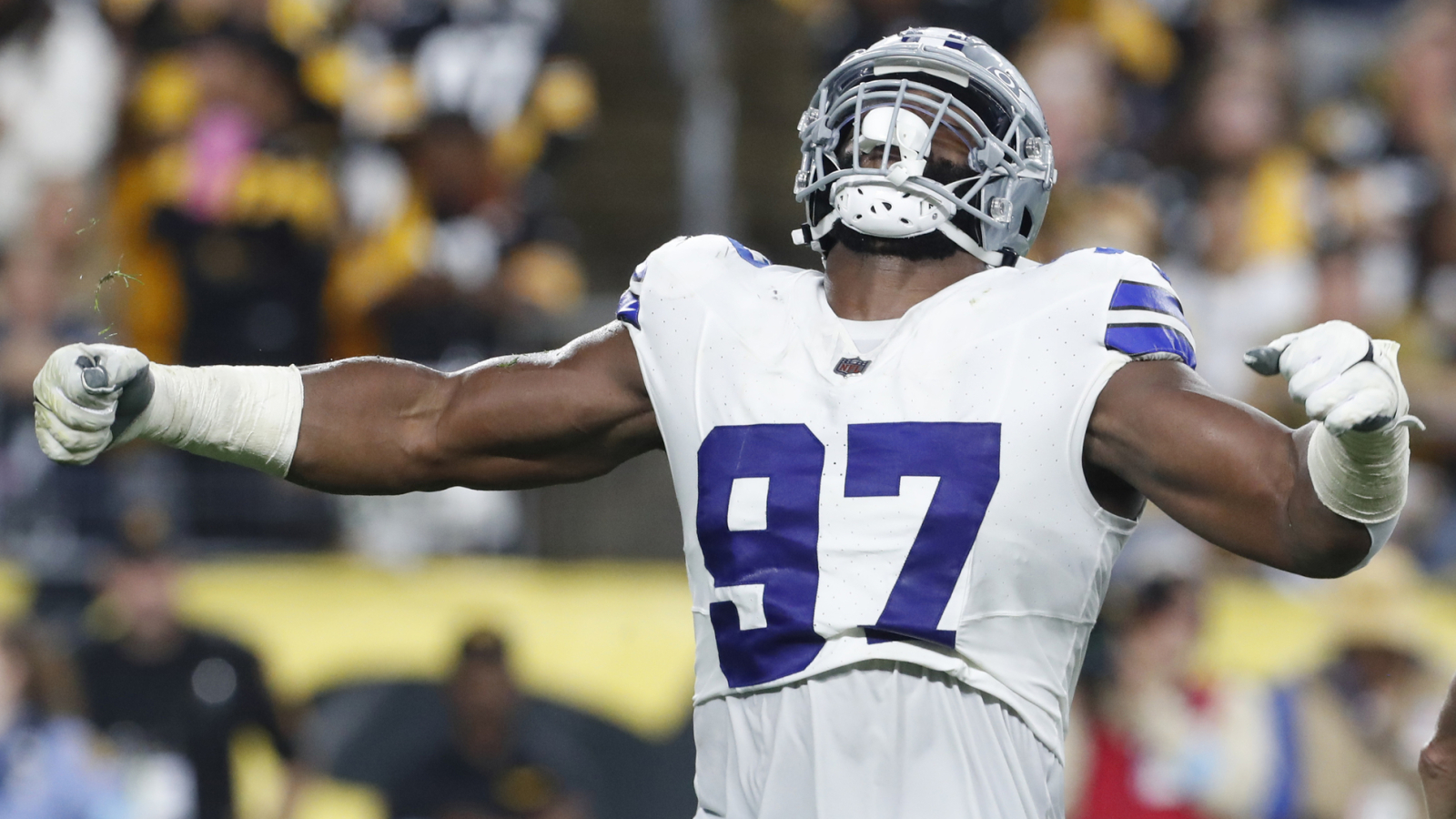 https://www.yardbarker.com/media/a/9/a946c98fdd1dcc7e2eb4ee6c4dda6ab2442beb24/thumb_16x9/five-best-nfl-offseason-value-signings-on-defense.jpg?v=1
