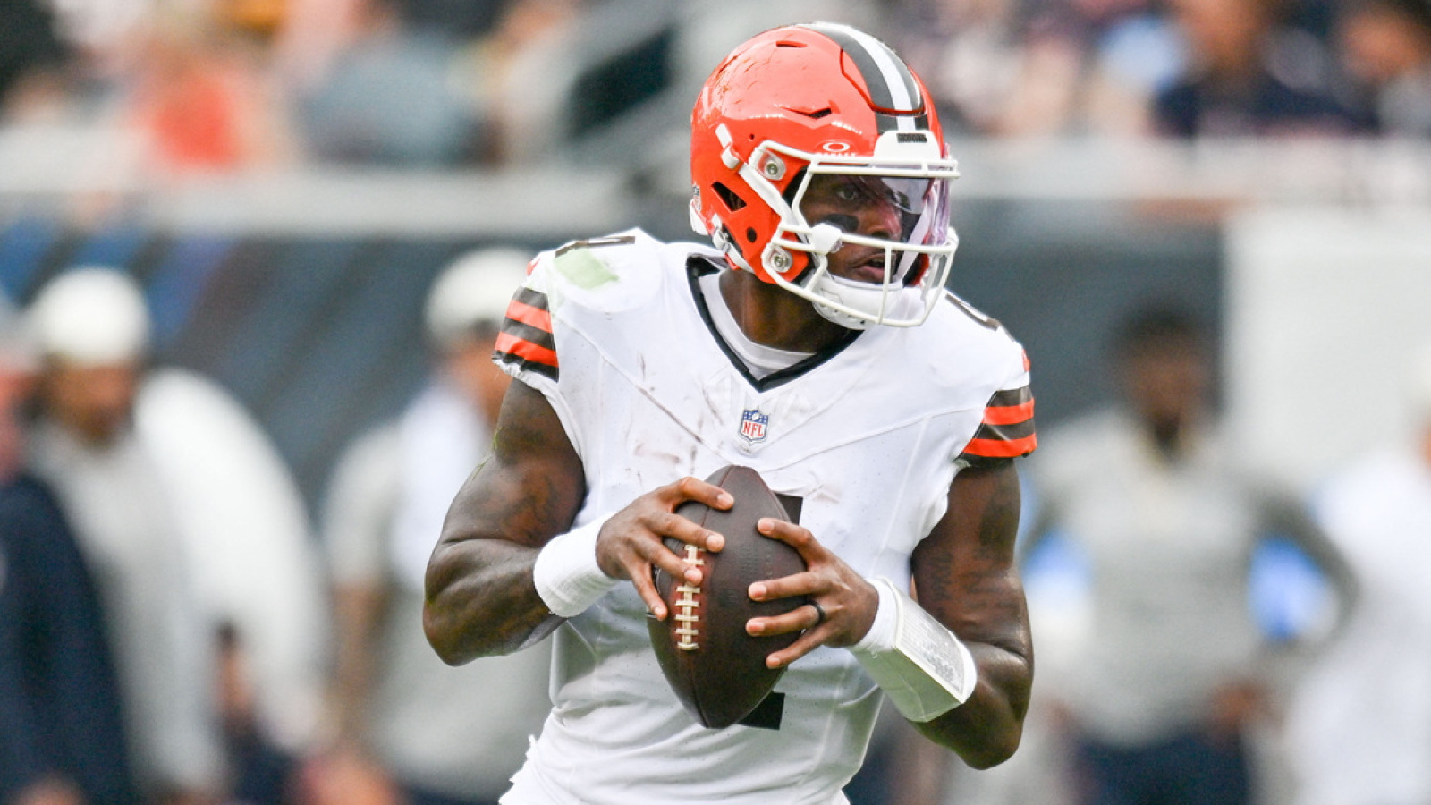 https://www.yardbarker.com/media/a/9/a9a6f717a33cec6550b1d1df74f792d2eb75859f/thumb_16x9/browns-fans-thoughts-clear-on-deshaun-watson.jpg?v=1