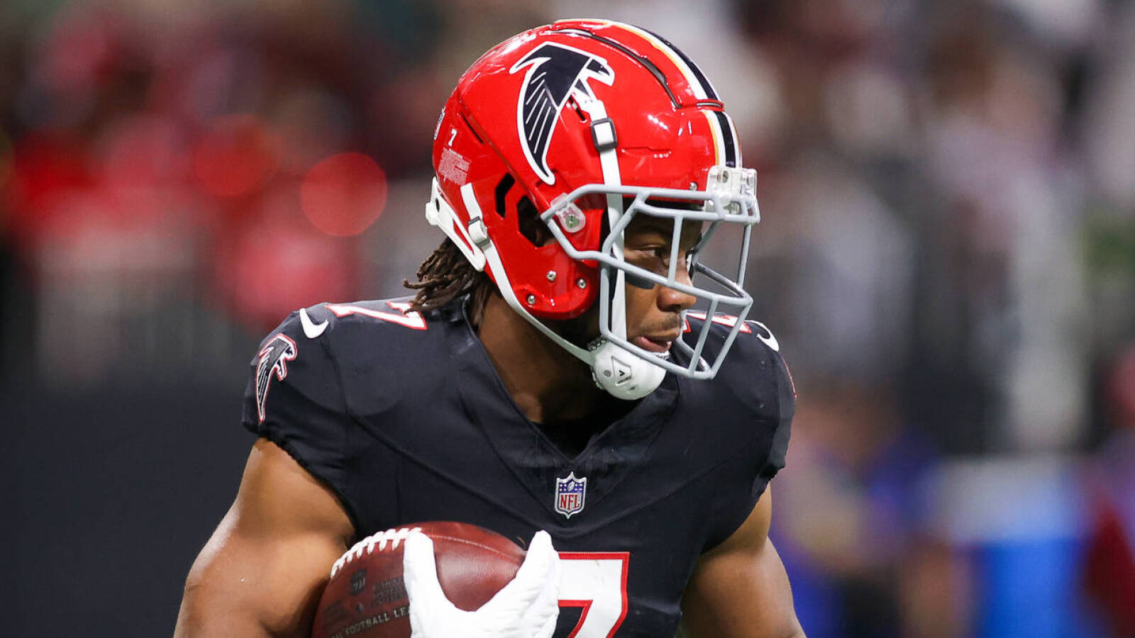 Watch: Falcons RB Bijan Robinson catches 26-yard TD | Yardbarker