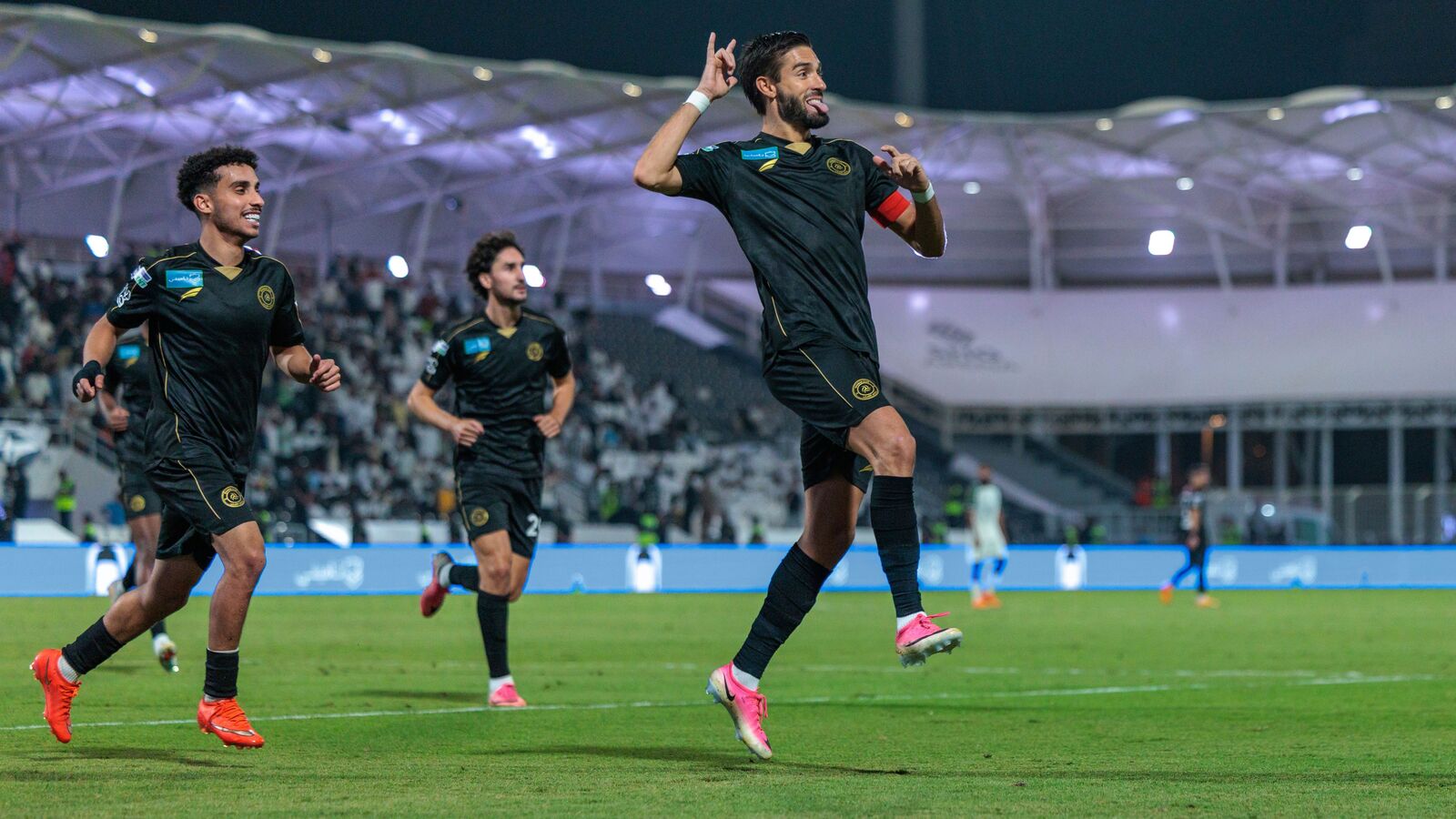 Image accompanying With an exceptional hat-trick: Carrasco crushes Al-Ahly and enters Clasico history, from Yardbarker