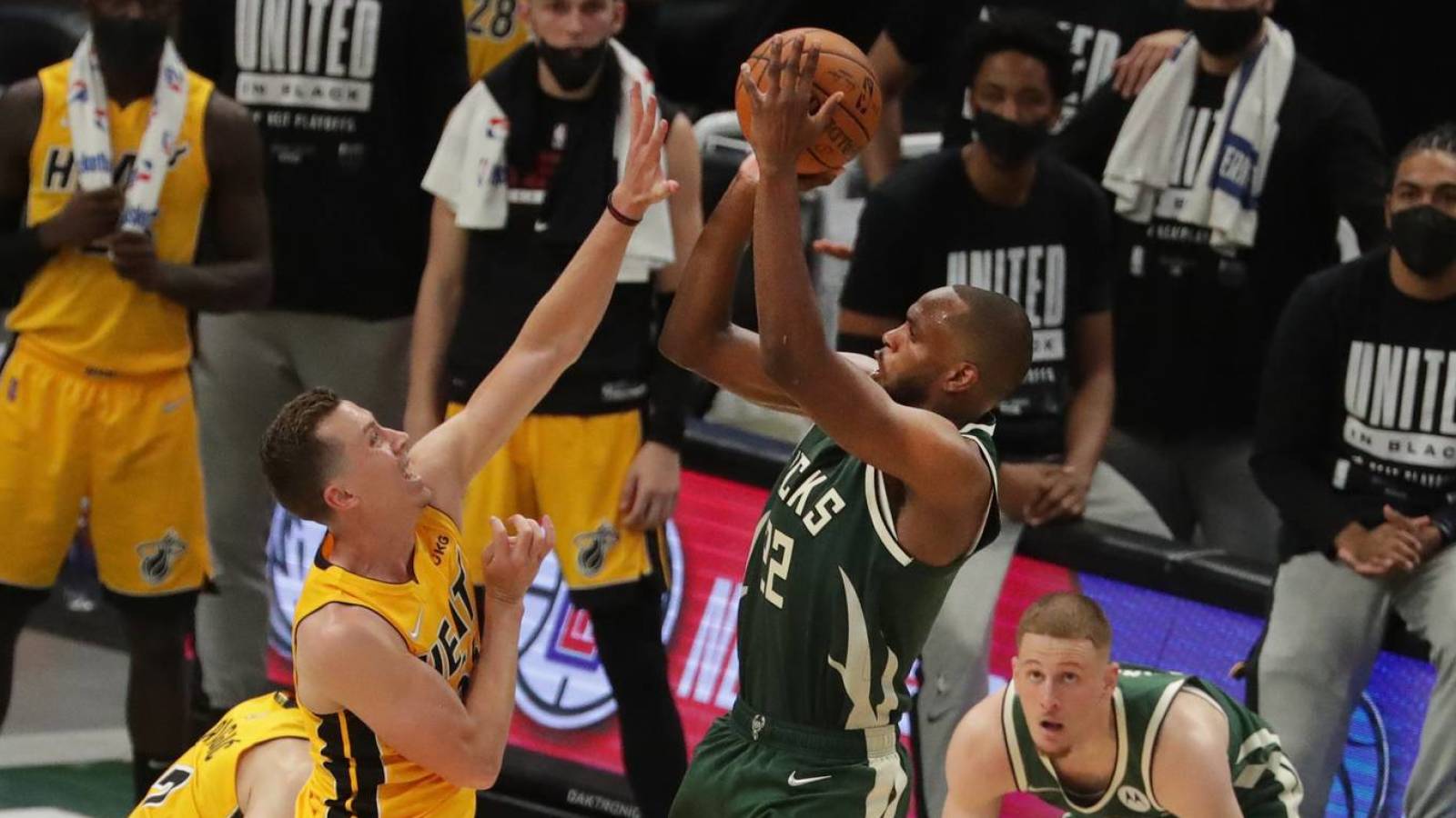 The Nba World Reacts To The Triumph Of Khris Middleton Insider Voice