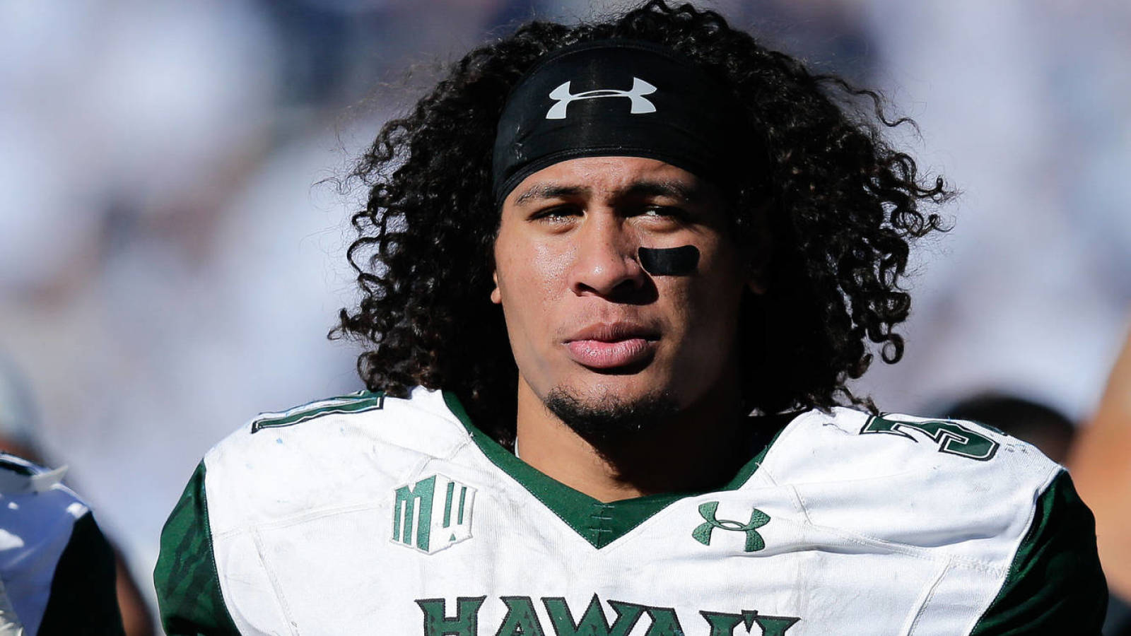 Two Hawaii football players arrested over alleged nightclub assault