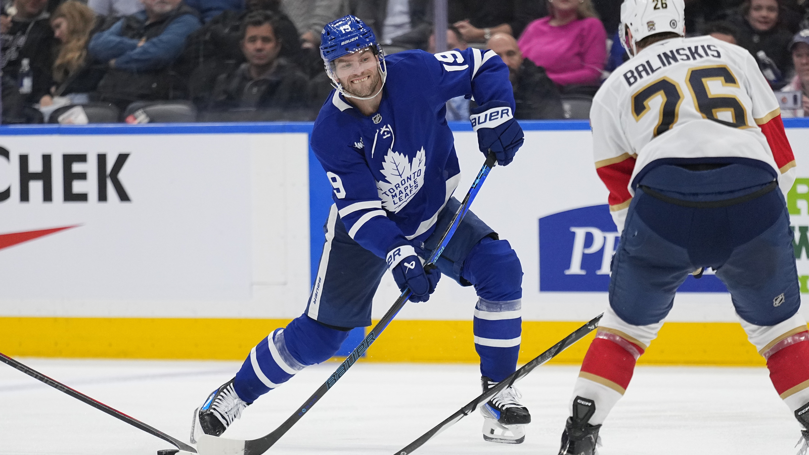 The Toronto Maple Leafs beat the Ottawa Senators 4–3 in their first ...