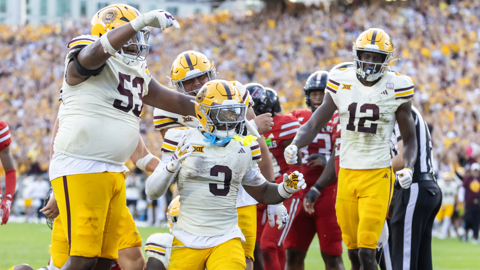 https://www.yardbarker.com/media/a/a/aa8662e637e2b6d32b6a875a6cf1035cbbfd0aa2/thumb_16x9/top-10-upset-reshapes-big-12-championship-picture.jpg?v=1