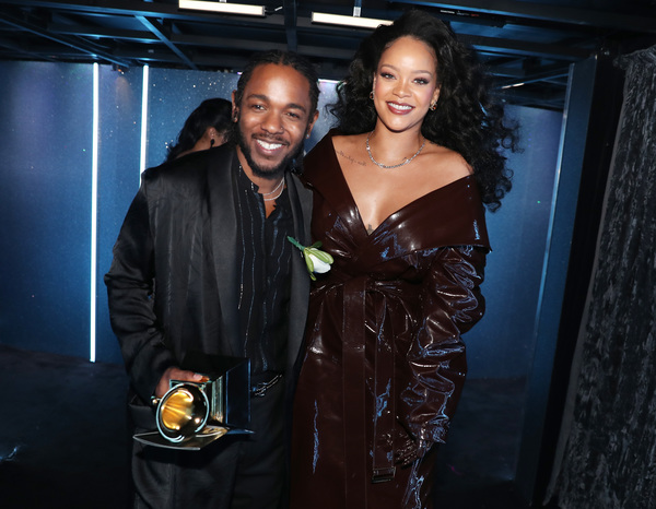 Pon De Replay The Essential Rihanna Playlist Yardbarker Pon De Replay The Essential Rihanna Playlist Yardbarker