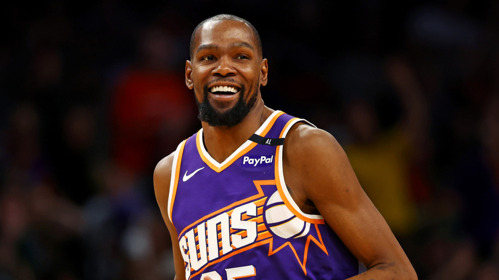 https://www.yardbarker.com/media/a/a/aabe596589fbd8abfb1c6eefdc907fc757a26a74/thumb_16x9/kevin-durant-gives-shoutout-la-sparks-season.jpg?v=1