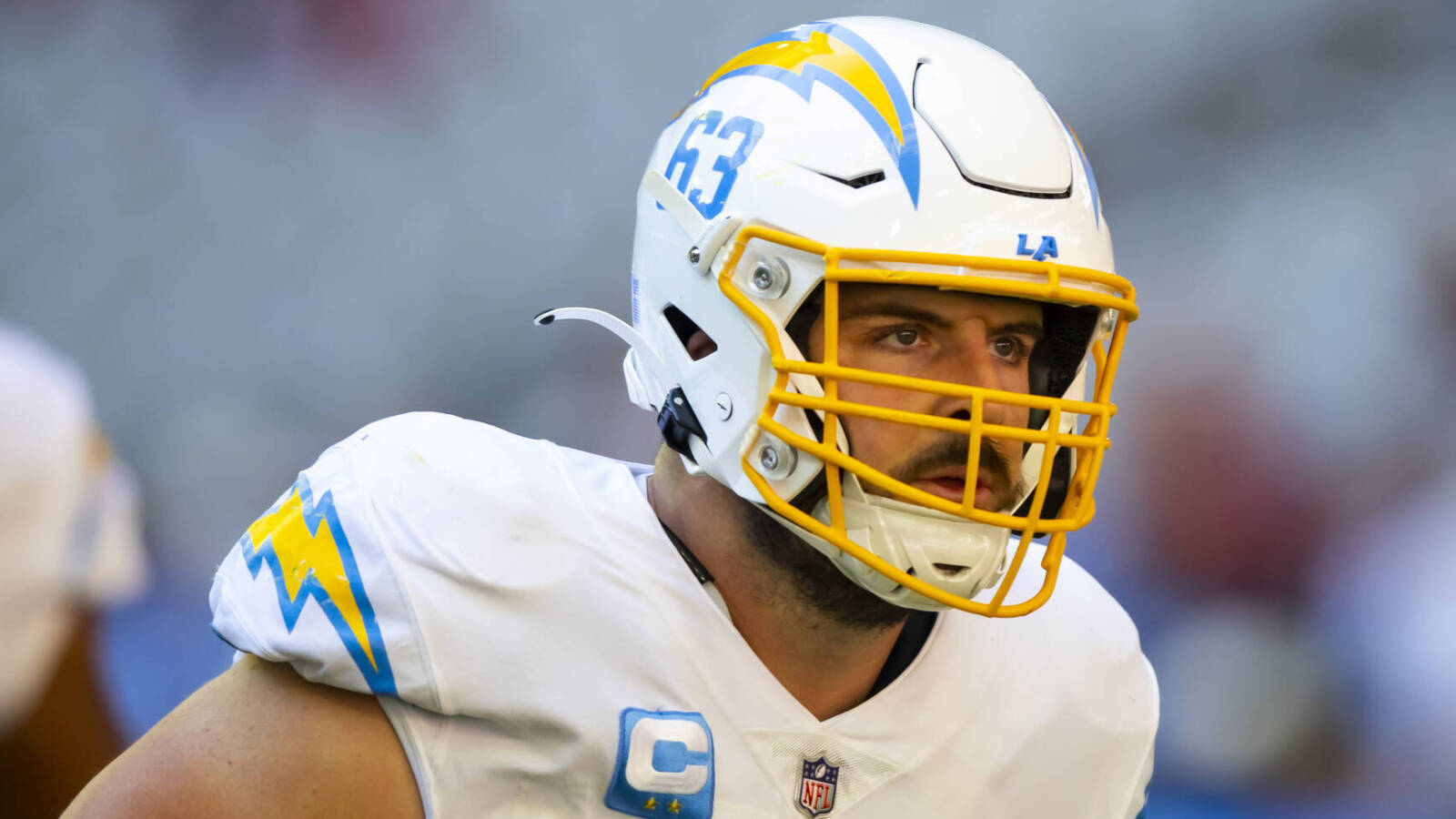 Chargers to place center on IR with ‘non-emergent’ heart issue