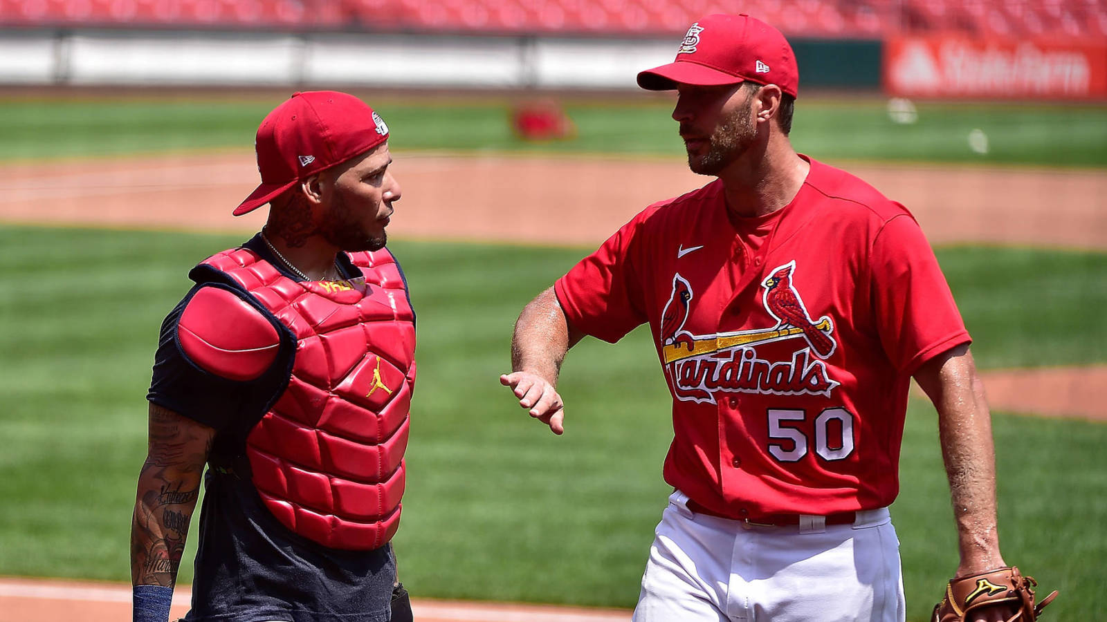 Futures with Cardinals remain uncertain for Molina, Wainwright
