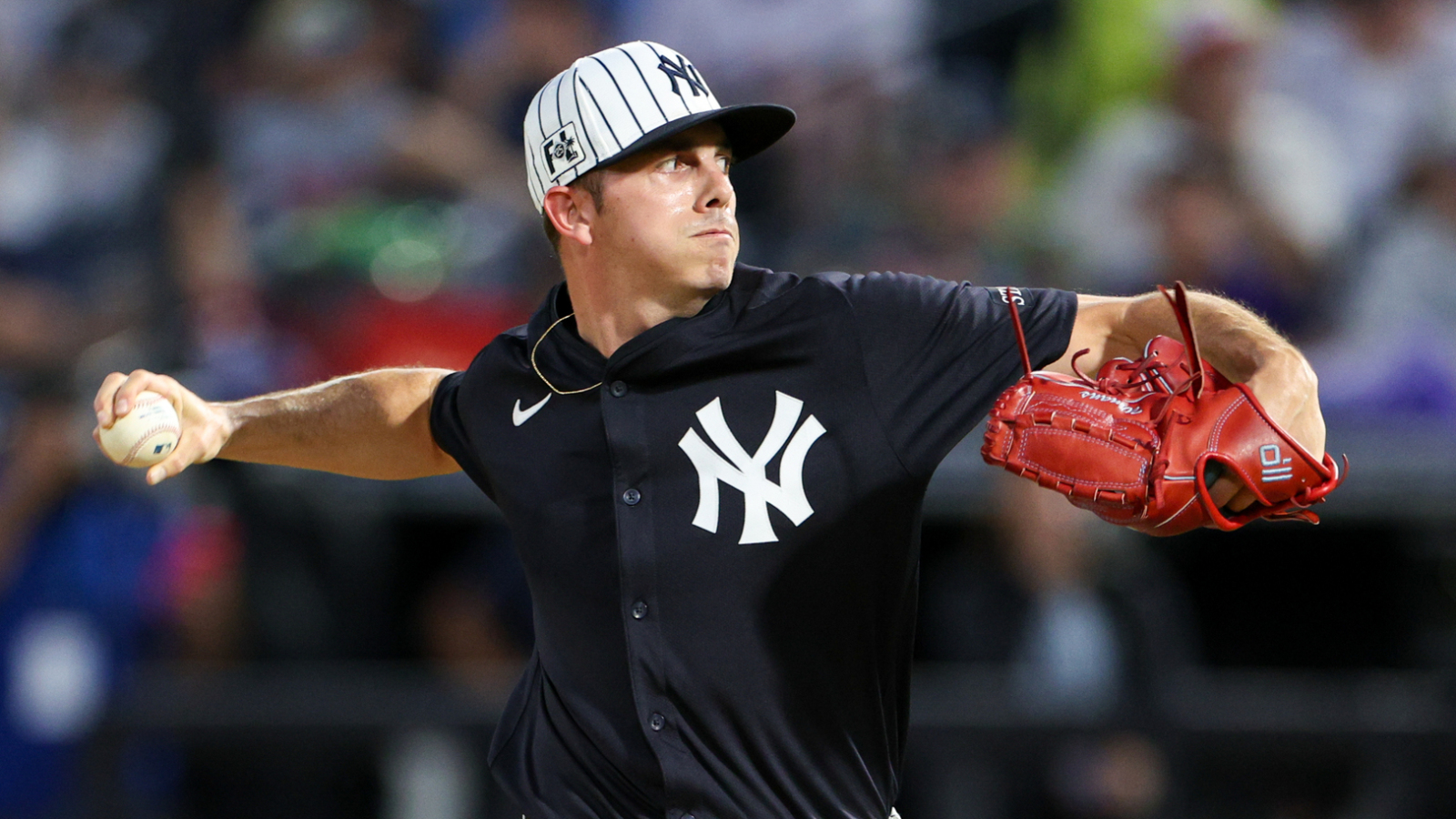 https://www.yardbarker.com/media/a/b/ab7021dbc43dc872fcee69ff92c1b7f4c9578811/thumb_16x9/yankees-emerging-pitcher-help-rotation-issue.jpg?v=1