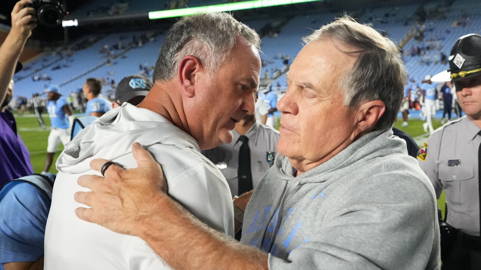 https://www.yardbarker.com/media/a/b/abd344ac283b22fab27bb2357f7fc3698894e3a9/thumb_16x9/disastrous-debut-sparks-confidence-belichicks-unc.jpg?v=1