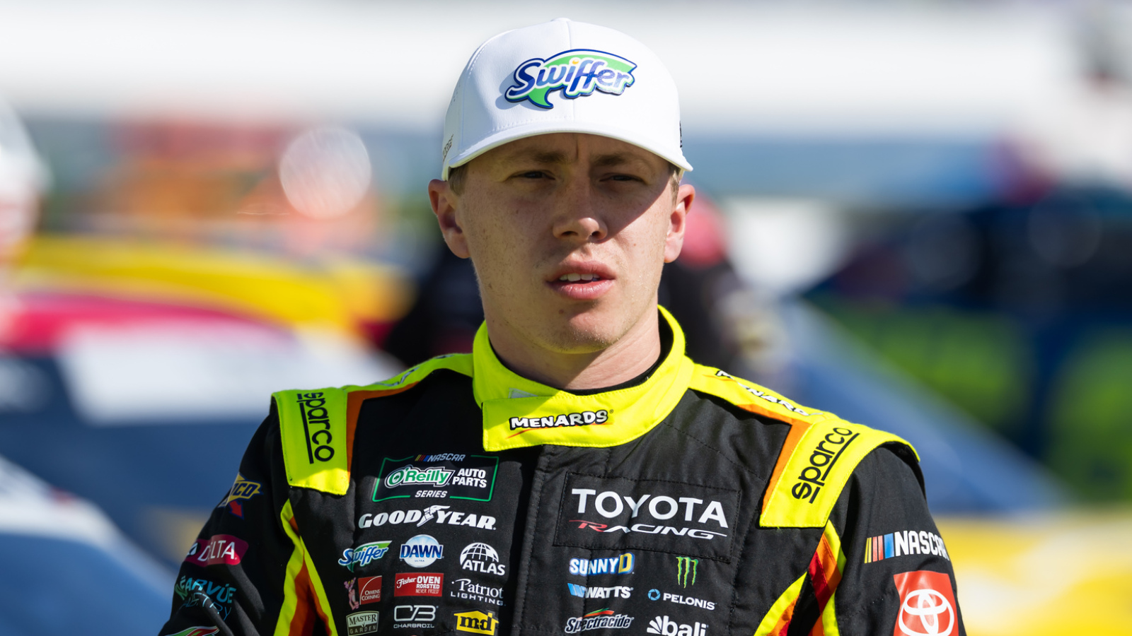 https://www.yardbarker.com/media/a/c/ac15c59b36755345113ccb872ec2f34de6ffb7fc/thumb_16x9/jones-beats-elliott-win-nascar-oreilly-series.jpg?v=1