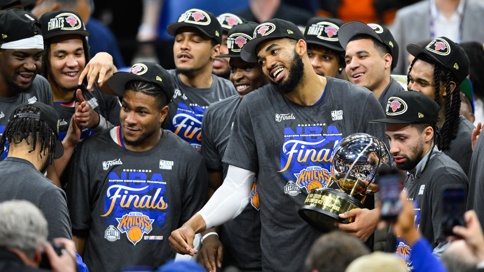 Knicks advance to NBA Finals after sweep