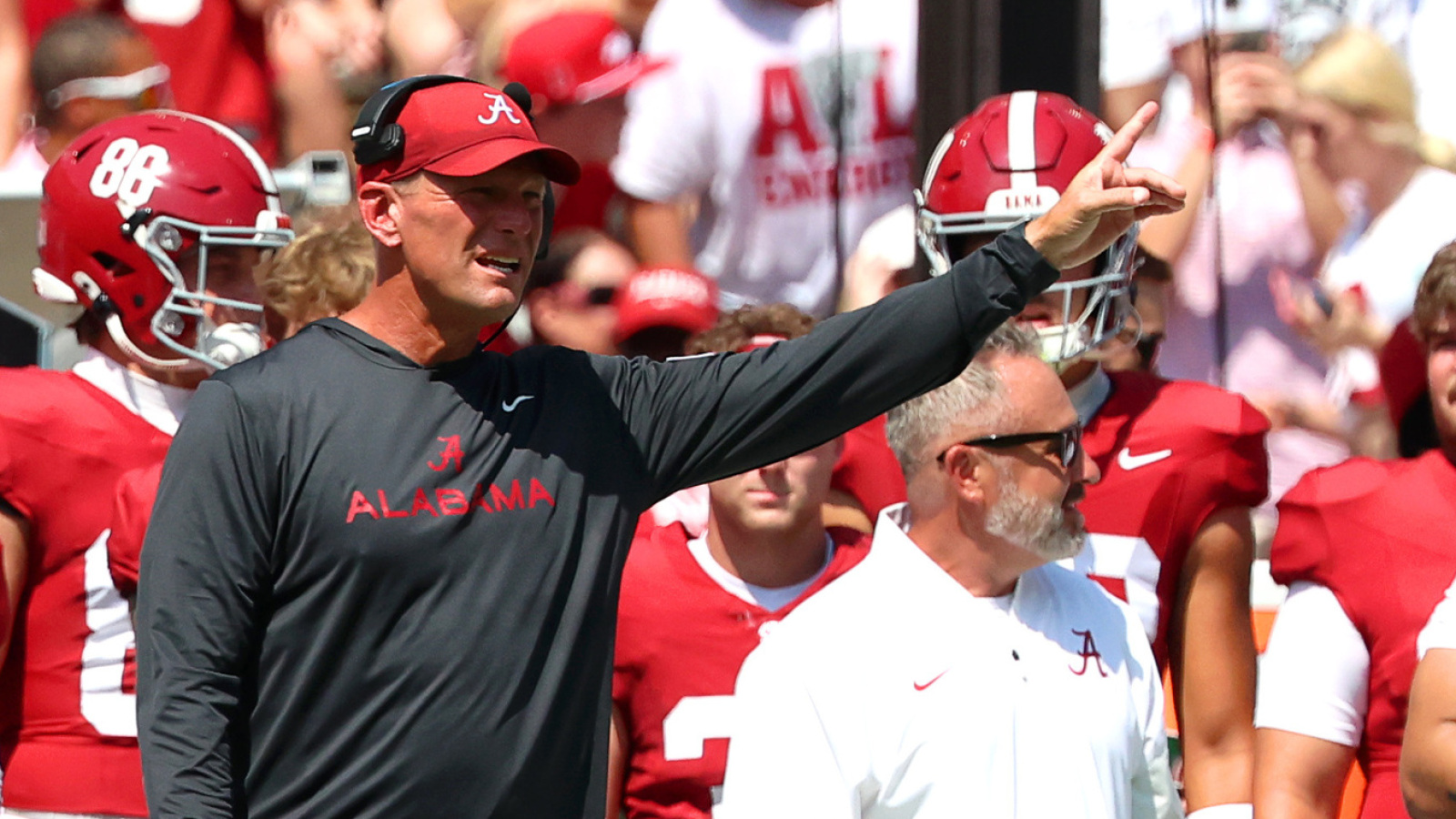 https://www.yardbarker.com/media/a/c/ac543848d4abc18c5fc50b0e74264795d7fb49fb/thumb_16x9/alabama-secret-weapon-help-beat-stein-kentucky.jpg?v=1