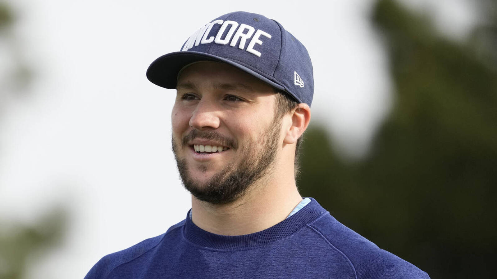 Watch: Pro Bowl QB crushes monster home runs at charity softball game - Vimarsana News