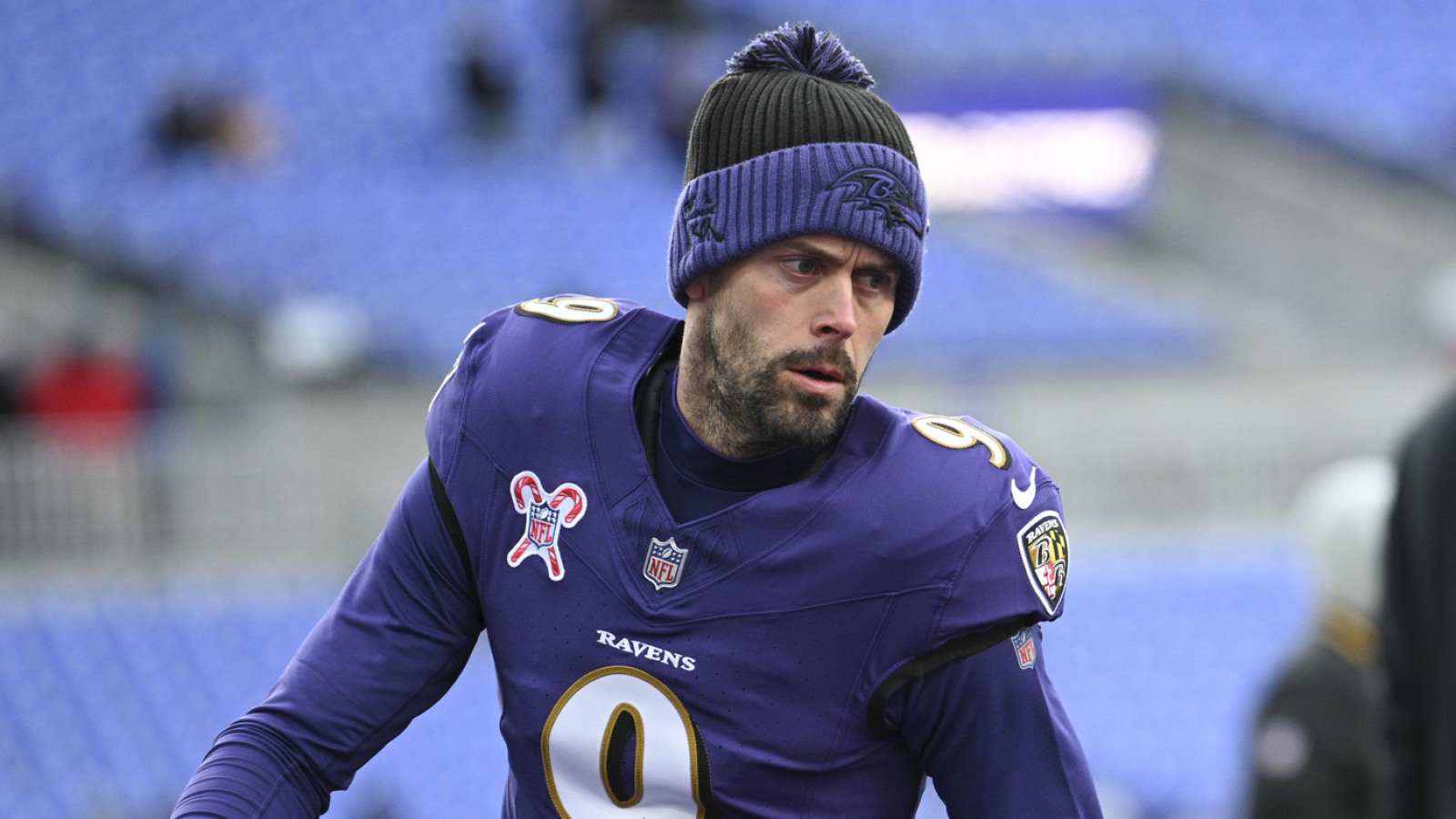 https://www.yardbarker.com/media/a/c/ac7a3b775730a139303a0469f390ac90fabd46da/thumb_16x9/nfl-suspends-justin-tucker-wake-allegations.jpg?v=2