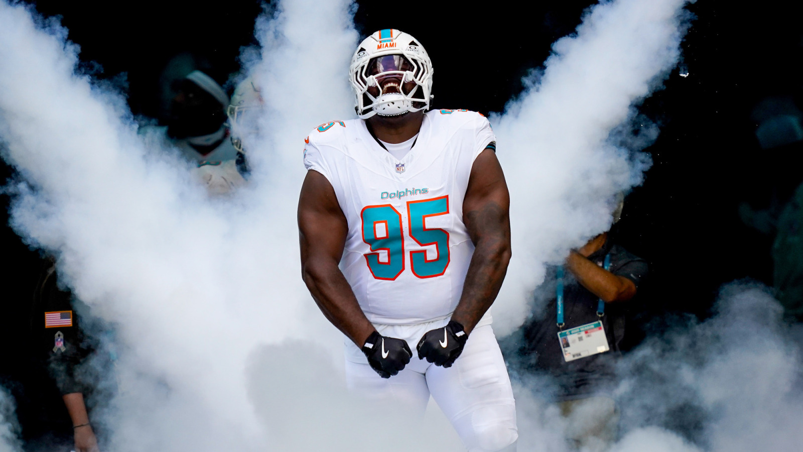 Giants Host DT Benito Jones