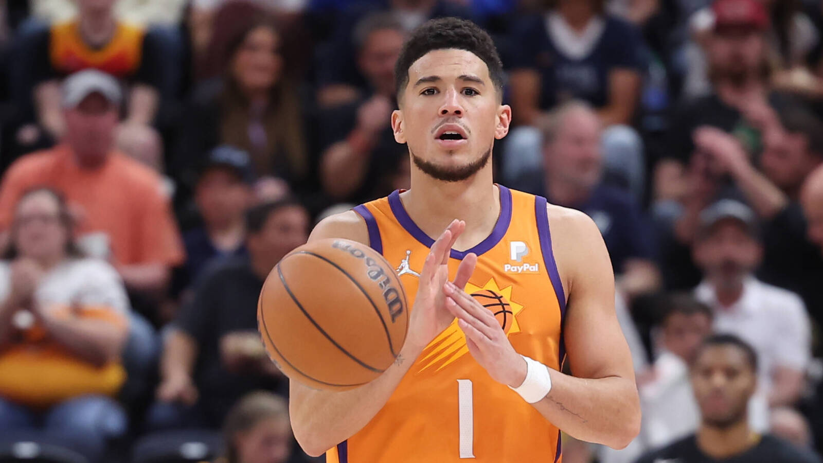 Devin Booker expected to undergo testing, treatment on hamstring - Vimarsana News