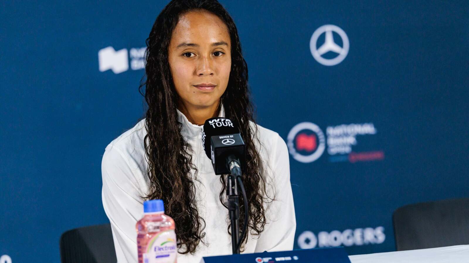 Jimmy Connors reveals what he really doesn’t want Leylah Fernandez to do after her title win in Singapore